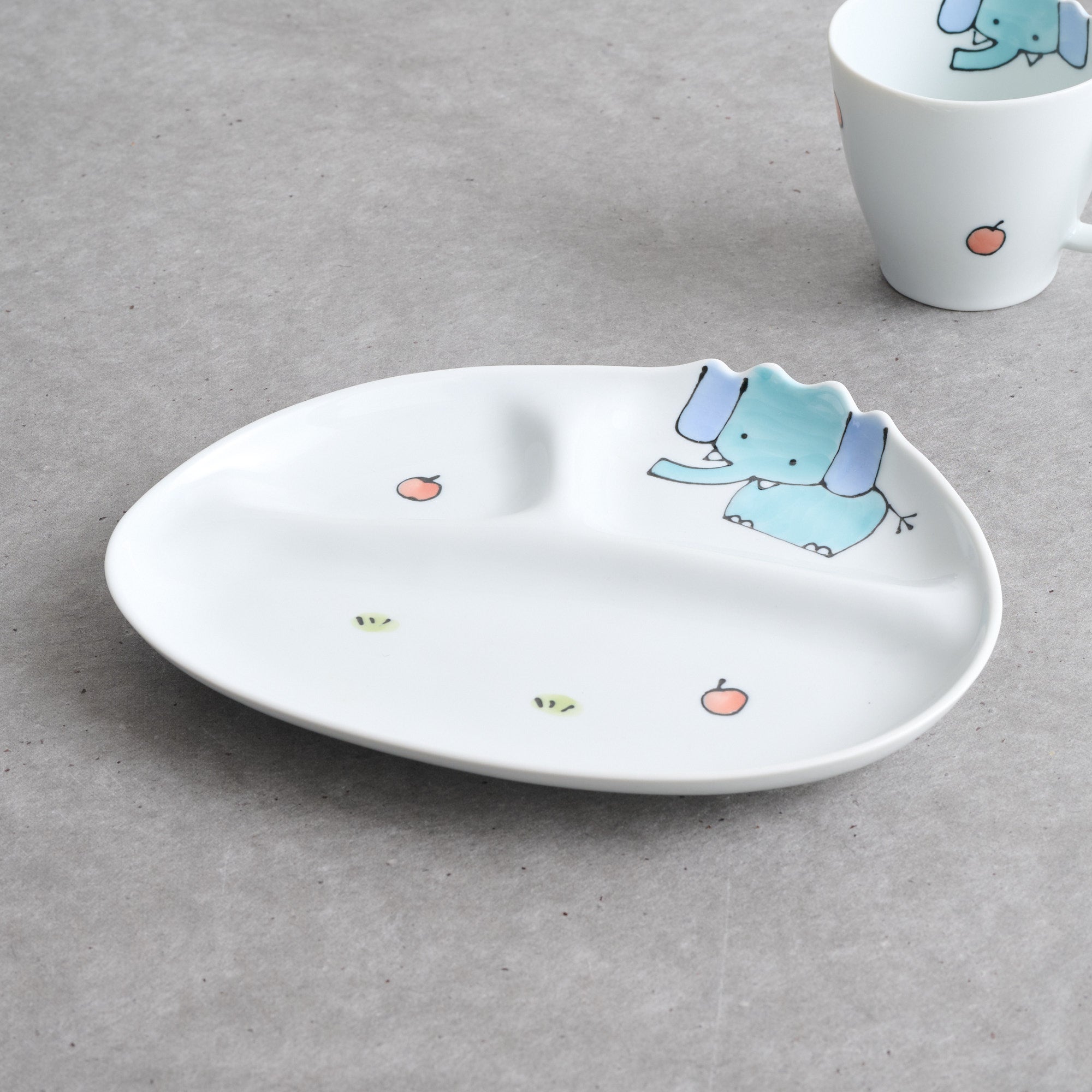 Plato dividido infantil con diseño de gato