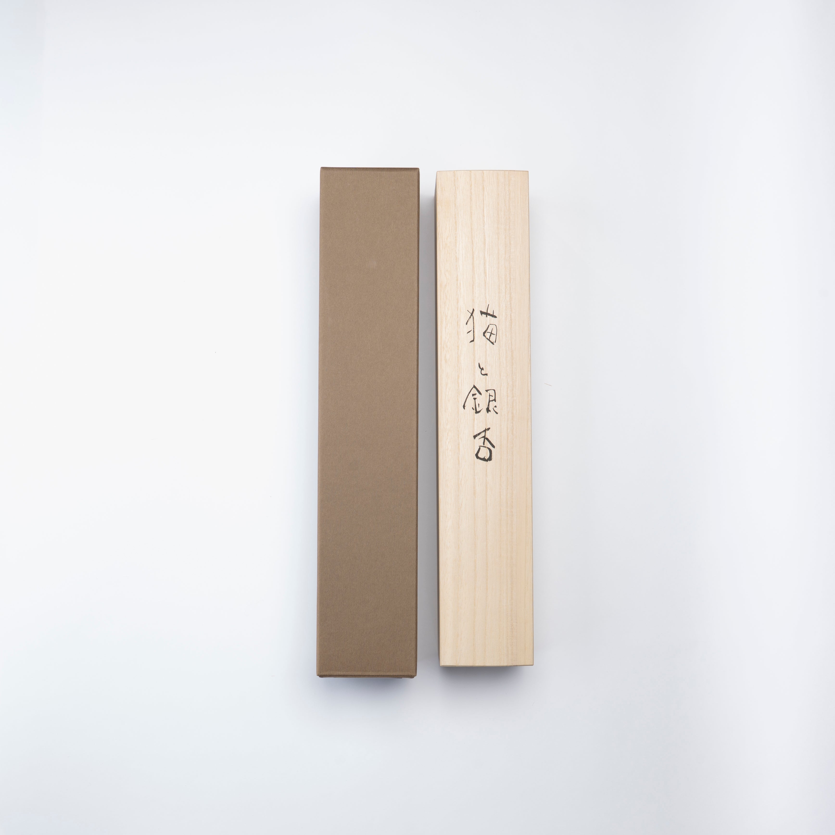 Cat and Trumpet Vine Kakejiku Hanging Scroll