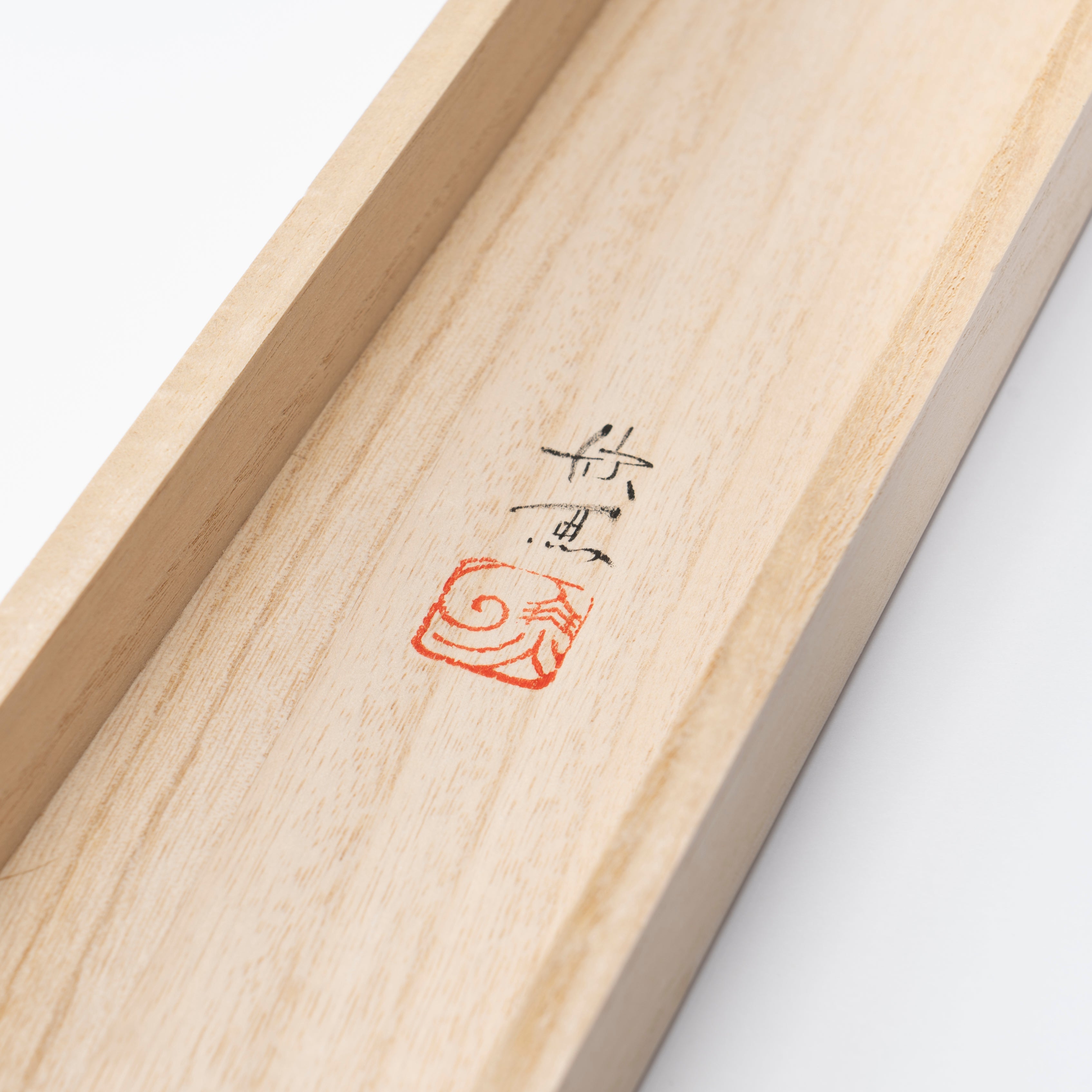 Cat and Ginkgo Leaves Kakejiku Hanging Scroll