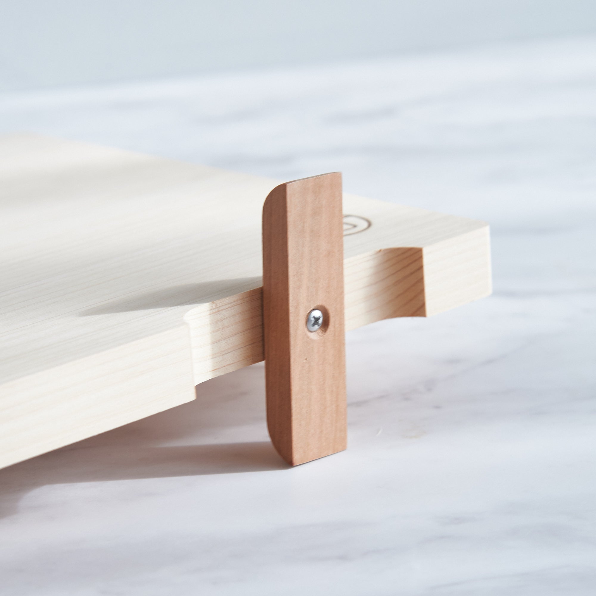 Tono Hinoki Rectangular Cutting Board with Stand