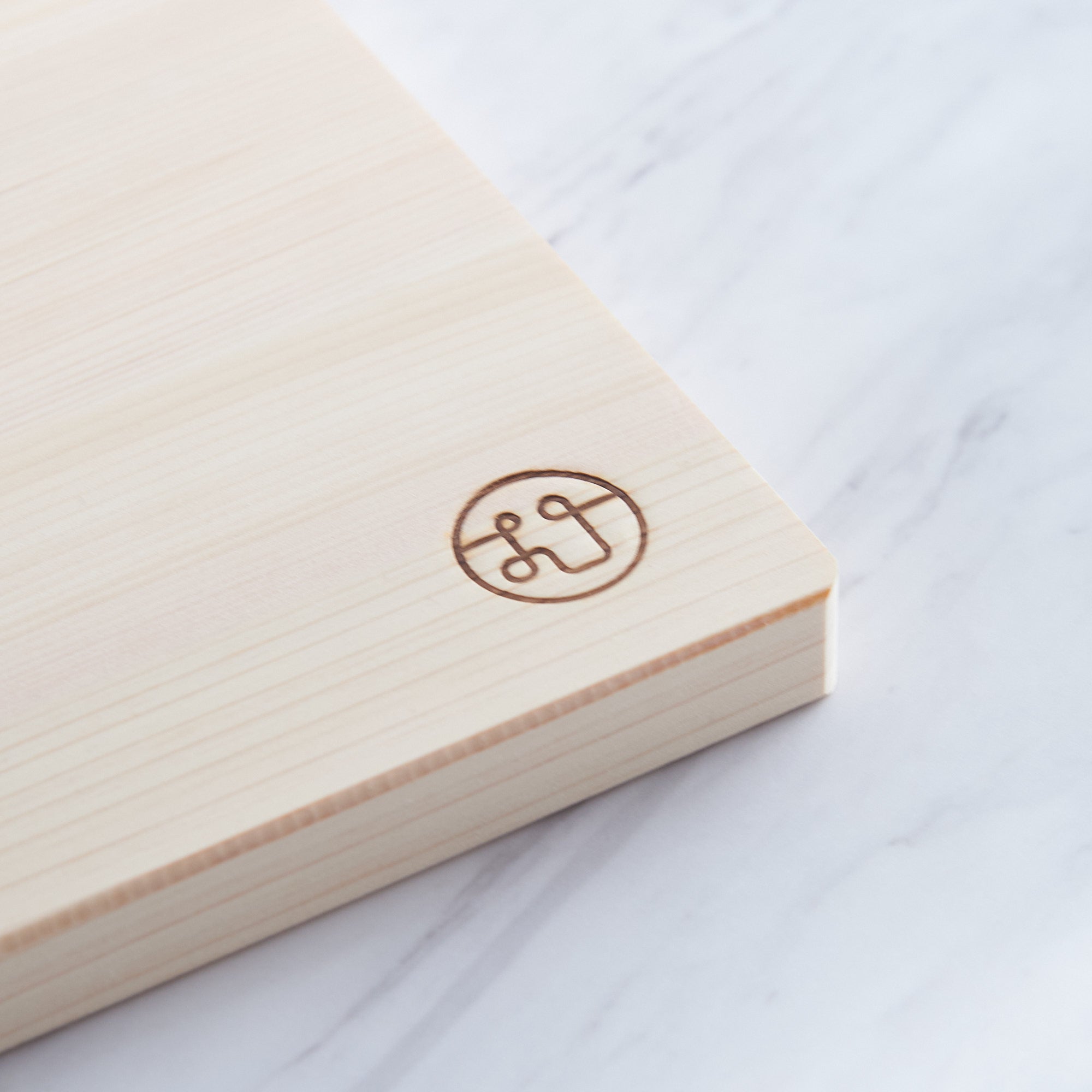 Tono Hinoki Rectangular Cutting Board with Hole