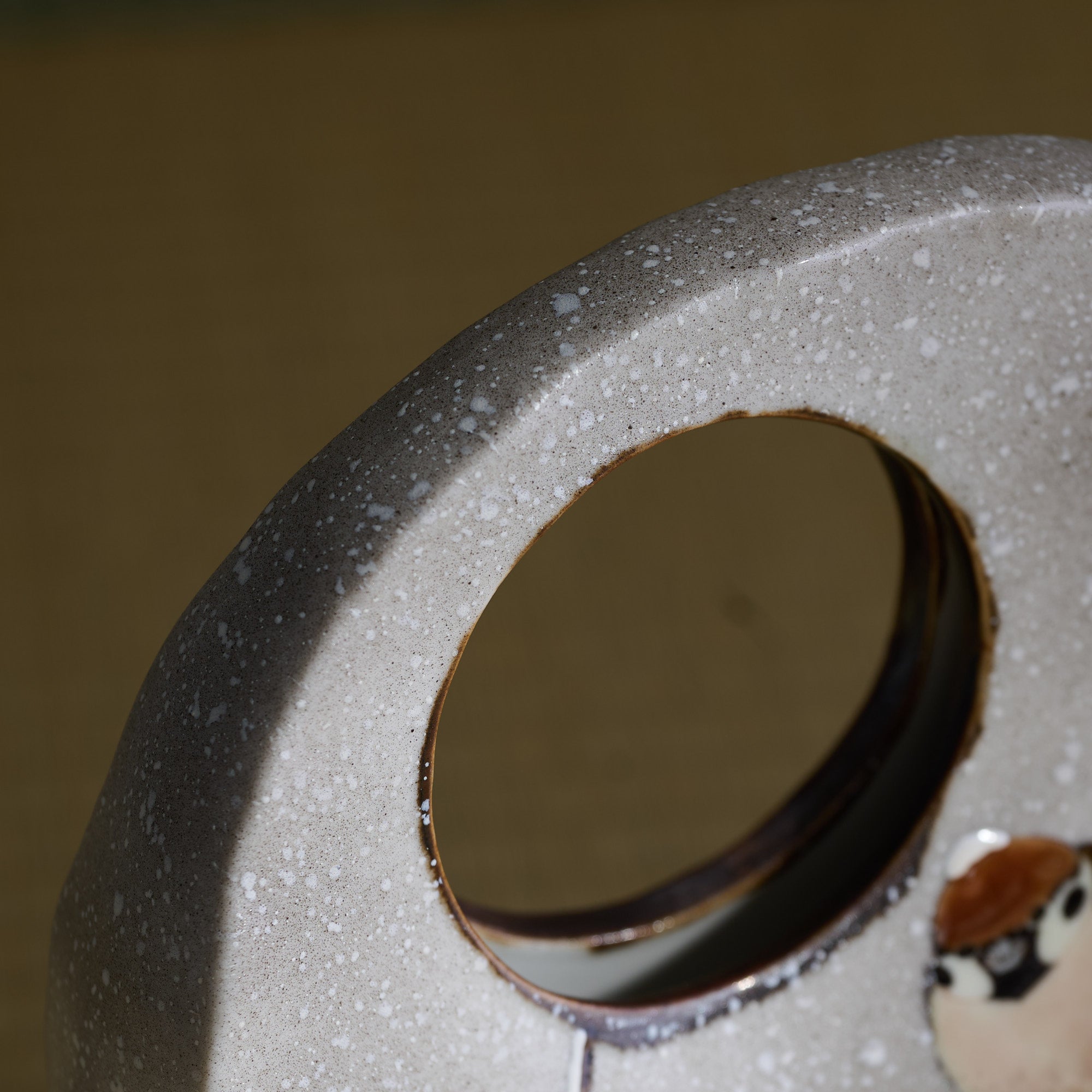 Snow and Sparrows Round-Window Japanese Flower Vase