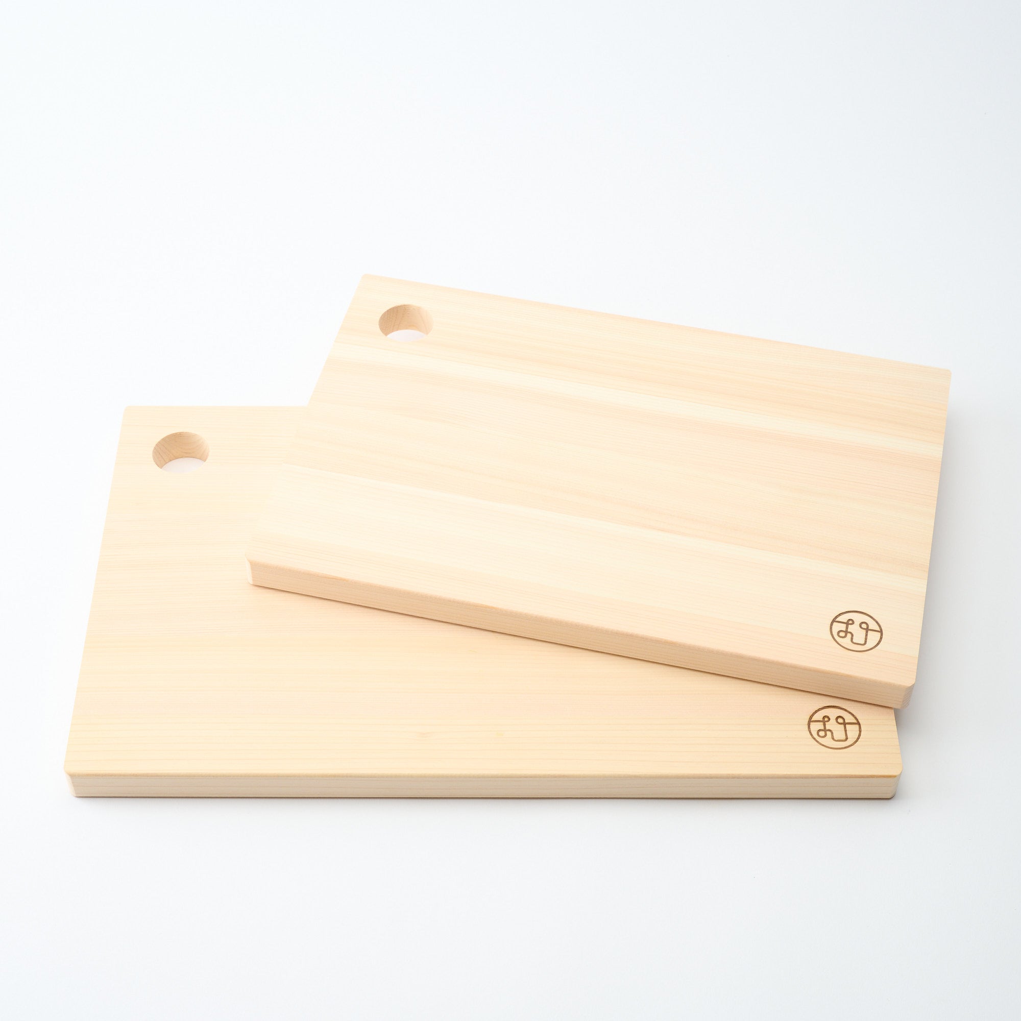 Tono Hinoki Rectangular Cutting Board with Hole