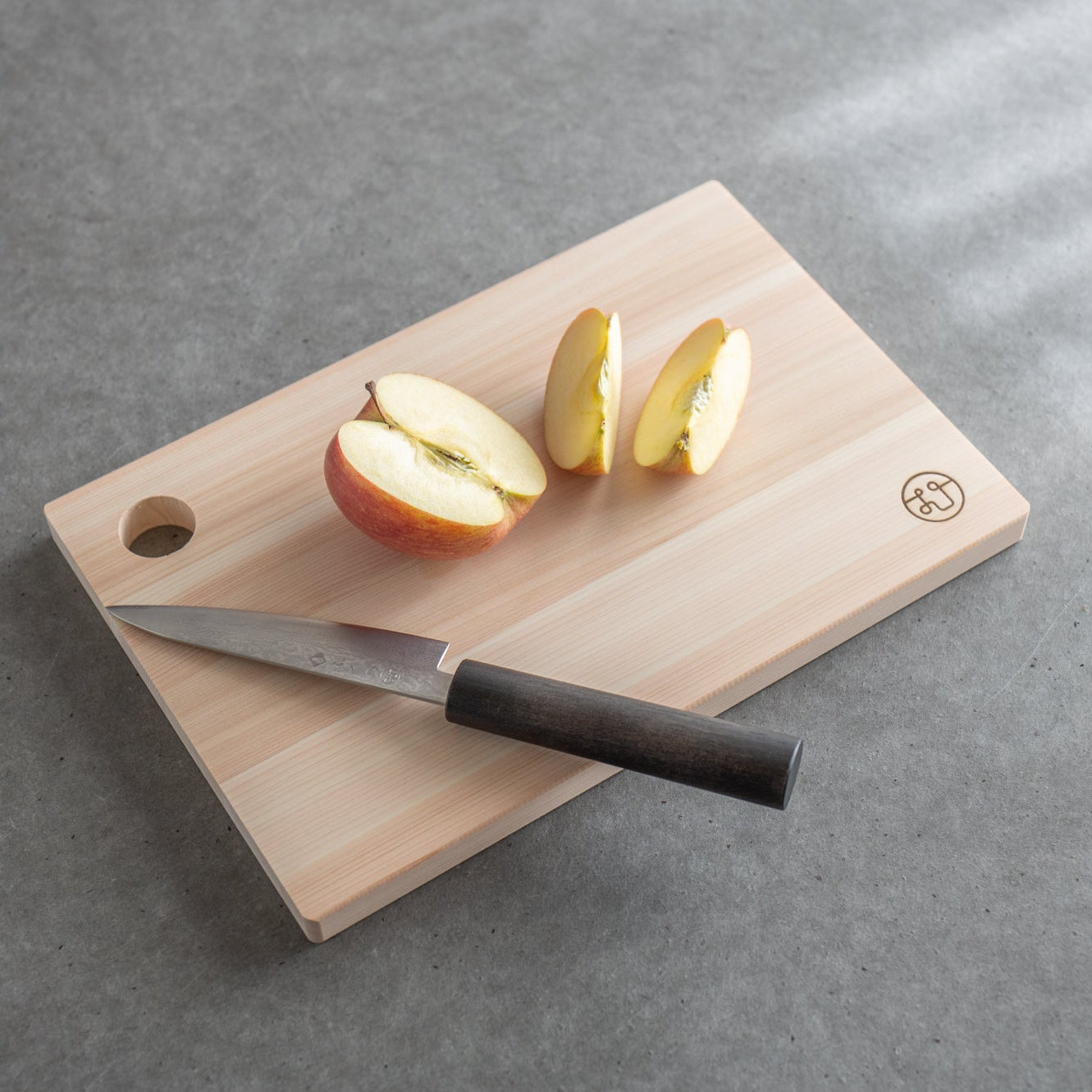 Tono Hinoki Rectangular Cutting Board with Hole