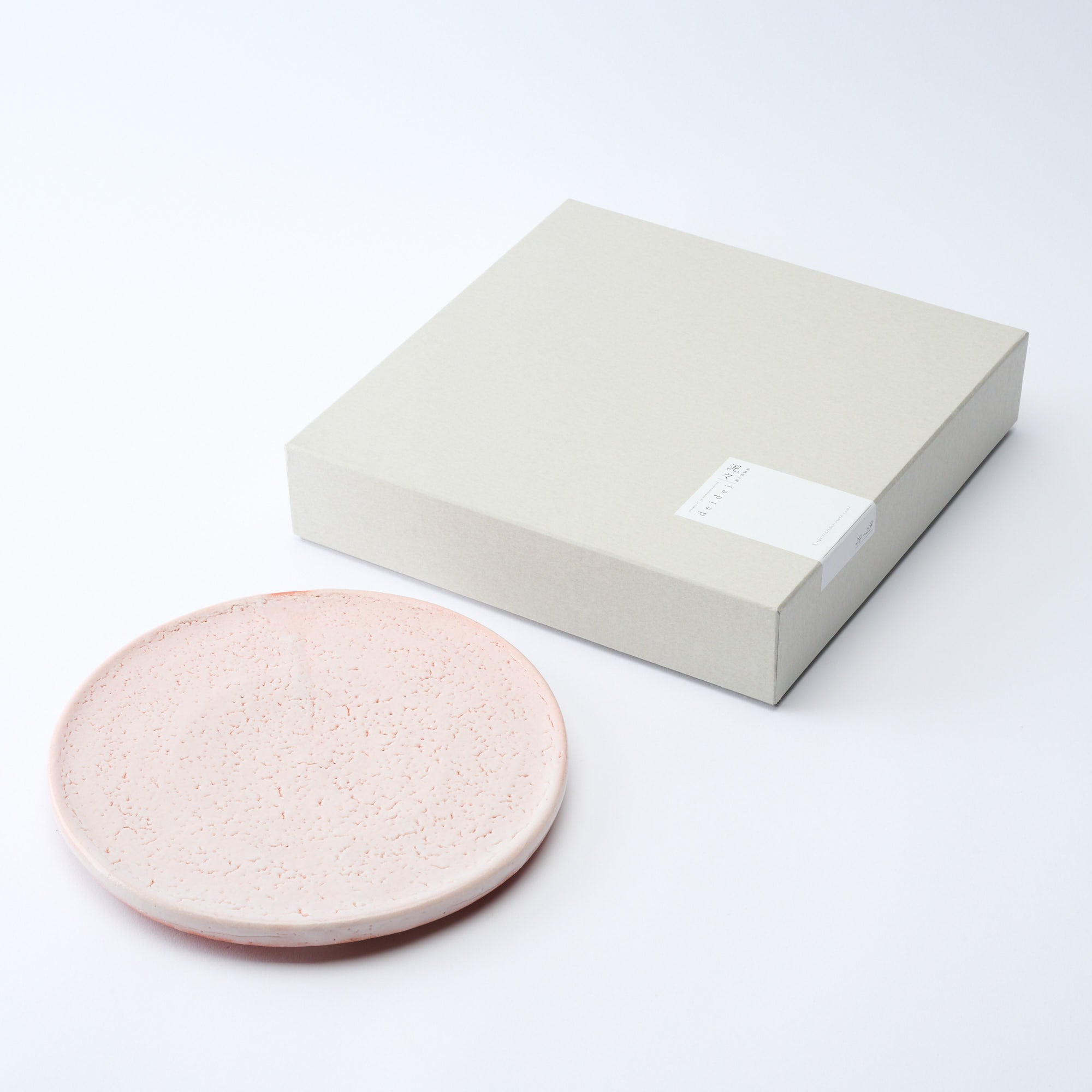 Shino Blush Footed Round Dinner Plate