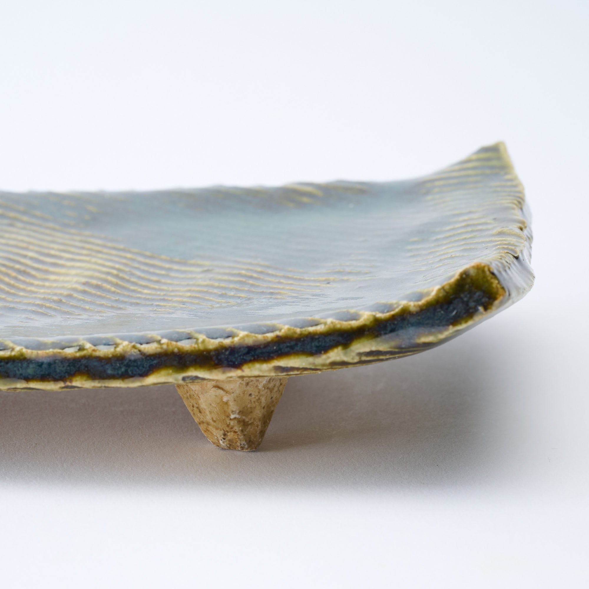 Oribe Footed Rectangular Dinner Plate