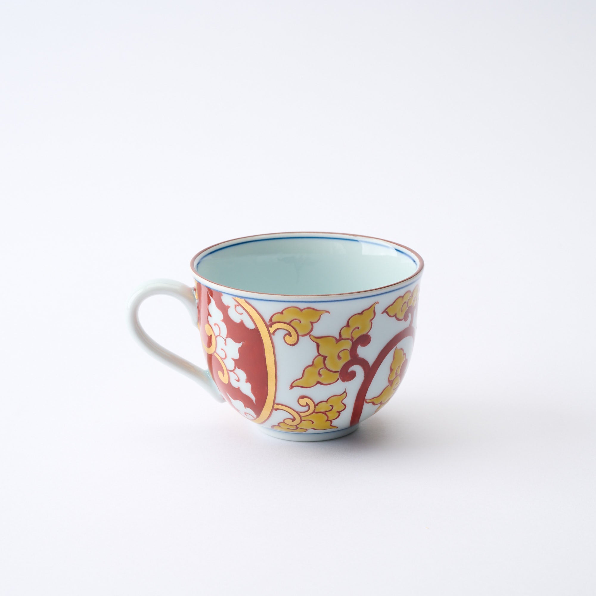 Akae Knotted Arabesque Cup and Saucer