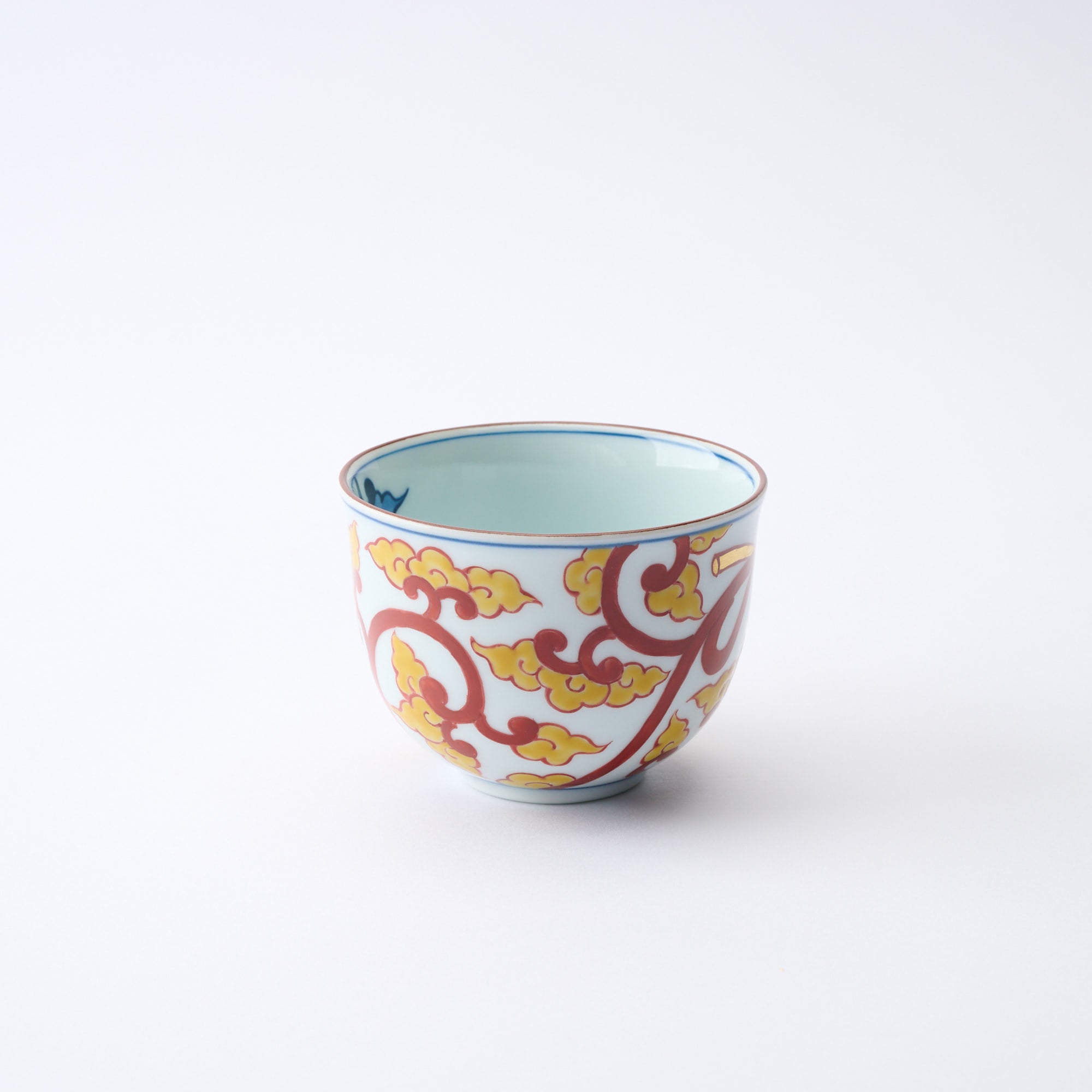 Akae Knotted Arabesque Cup and Saucer