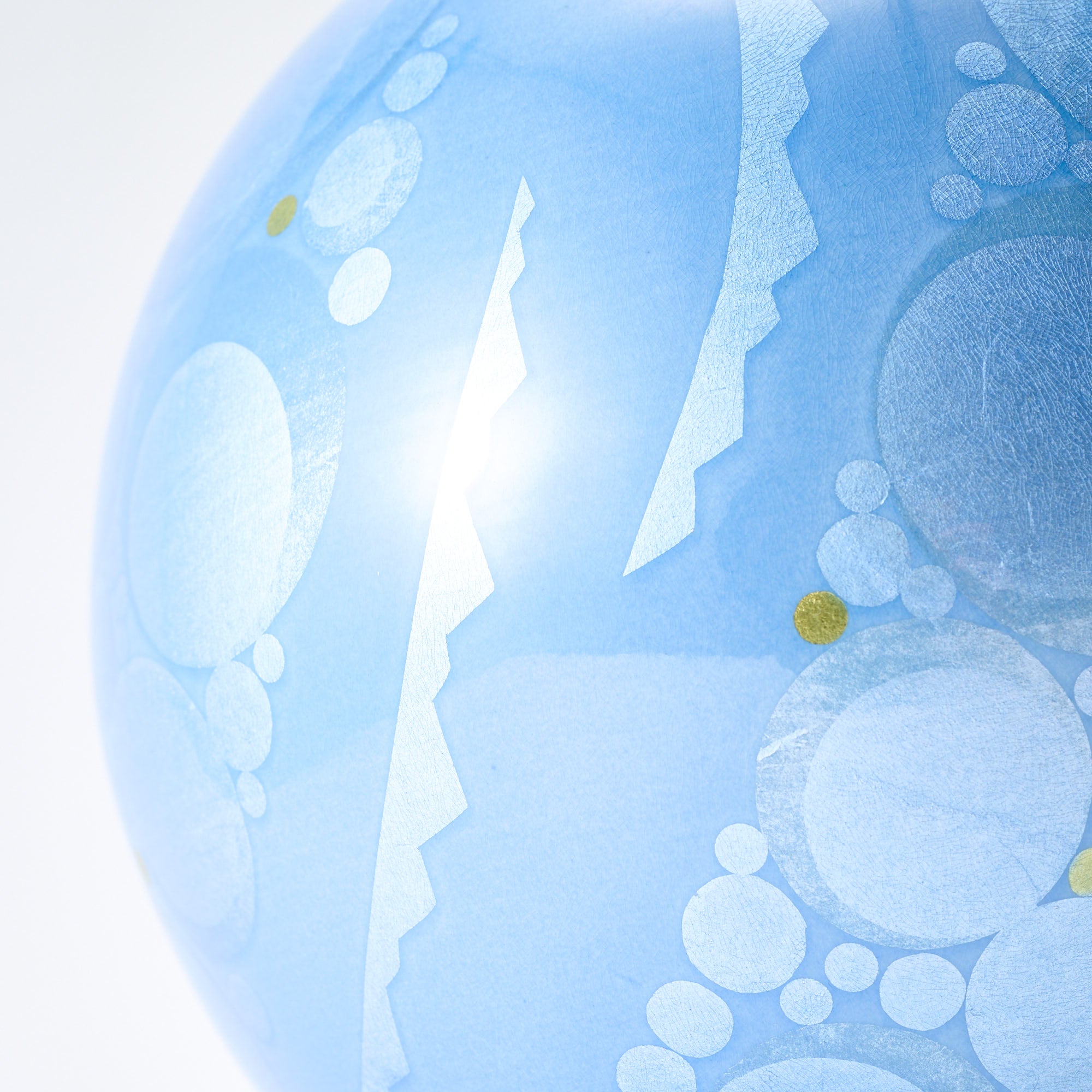 Yuri-Ginsai Pale Azure Circular Pattern Vase