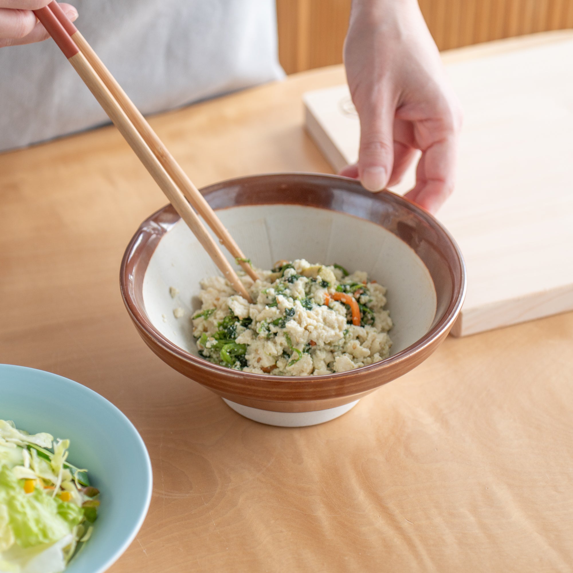 Dark Brown Mortar with Spout 7.1 In