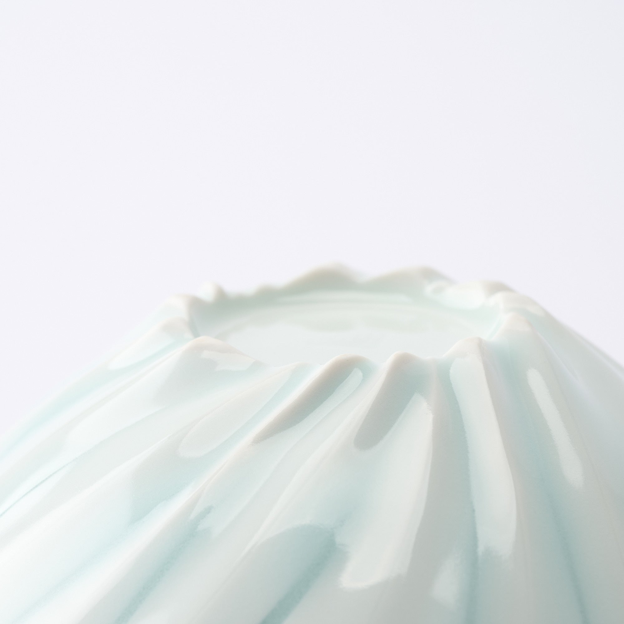 Clad in Light Faceted Matcha Bowl