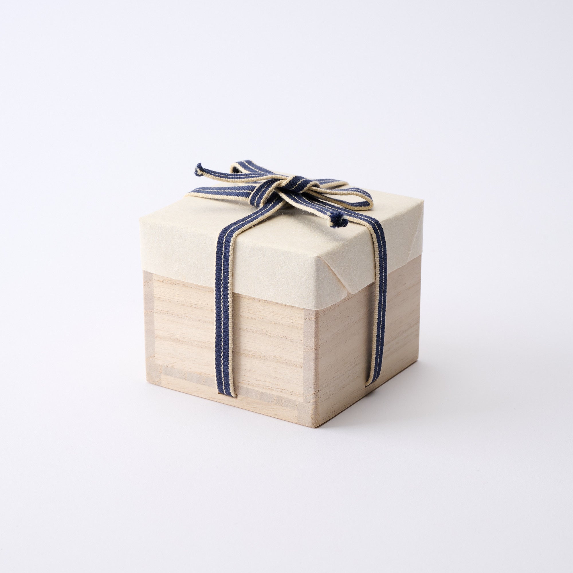 Soft Light Guinomi Sake Cup