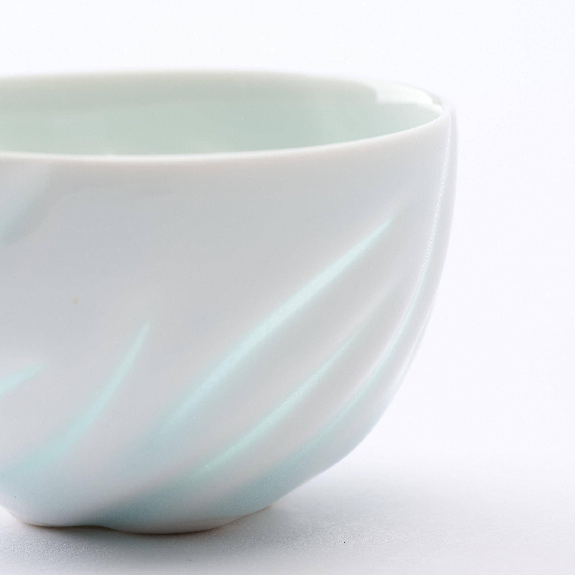 Soft Light Guinomi Sake Cup