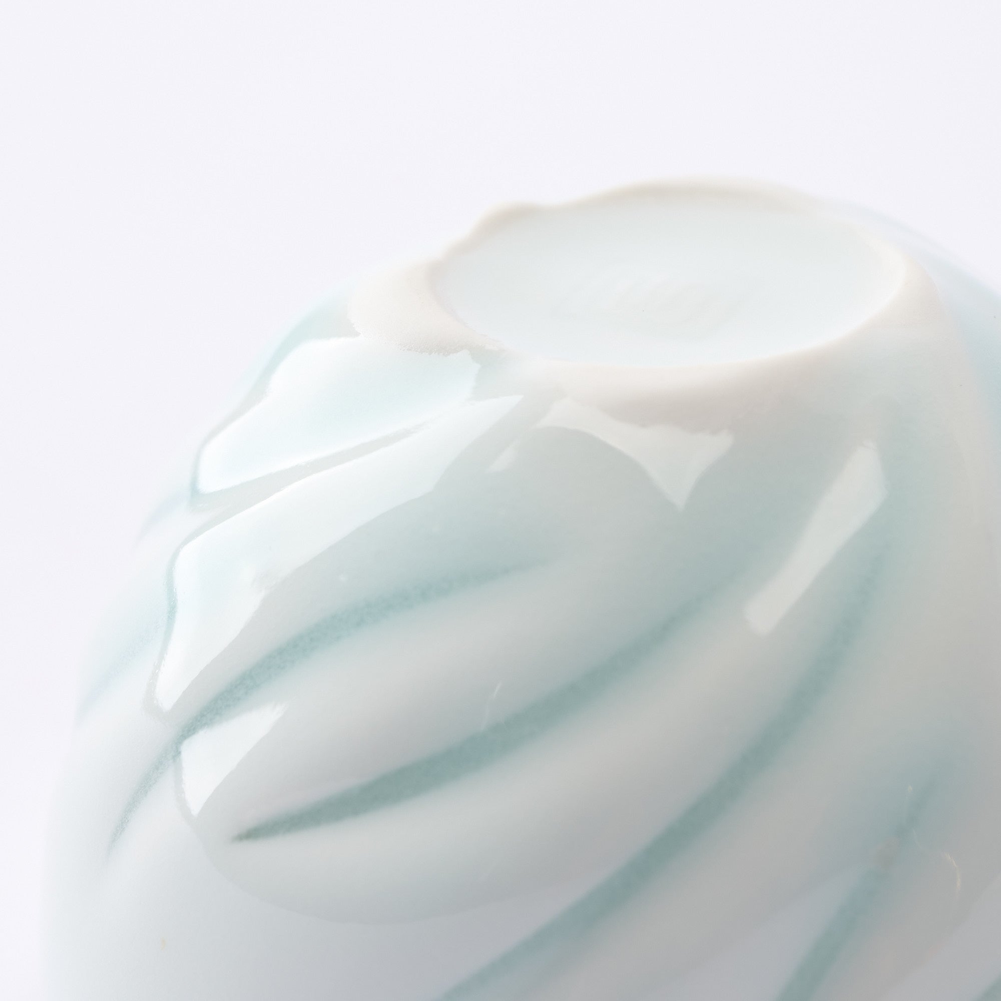 Soft Light Guinomi Sake Cup