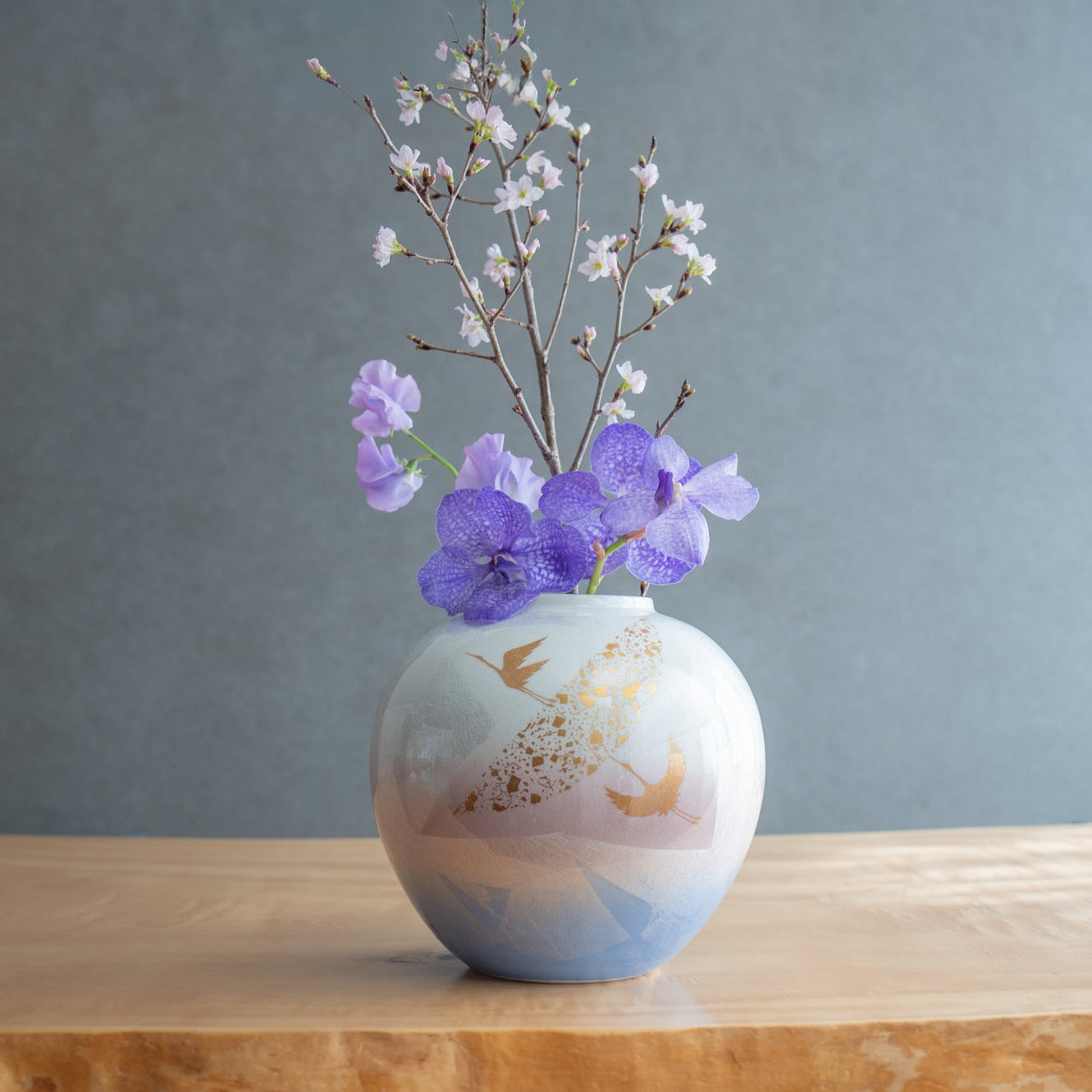 Ginsai Crane Round Japanese Flower Vase 8.1 IN