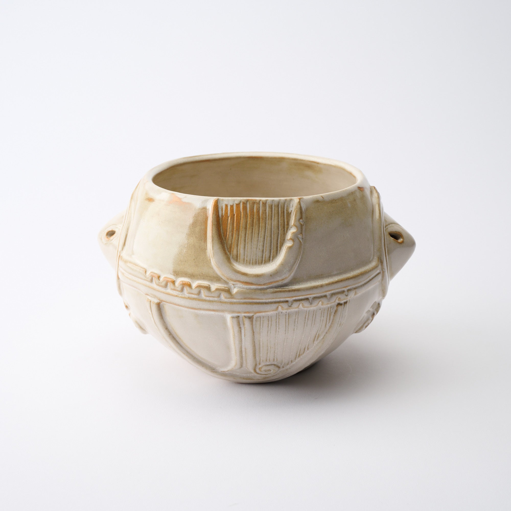 Taido White Jomon Cachepot