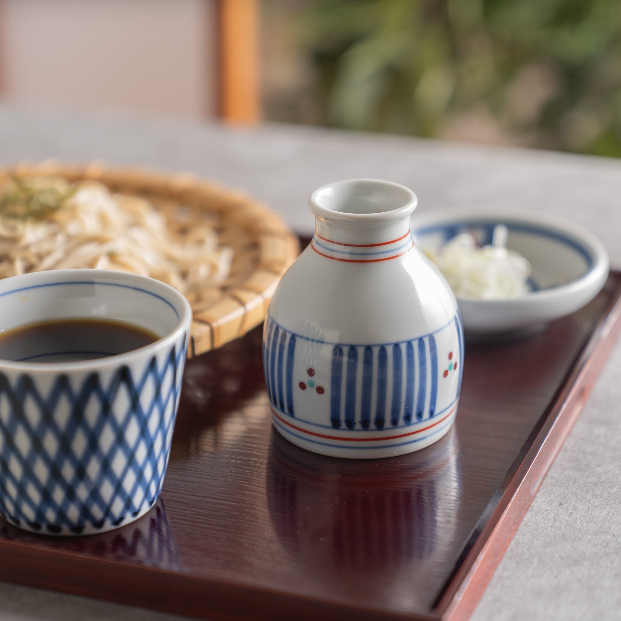 Traditional Patterned Sauce Bottle 5.1 fl oz