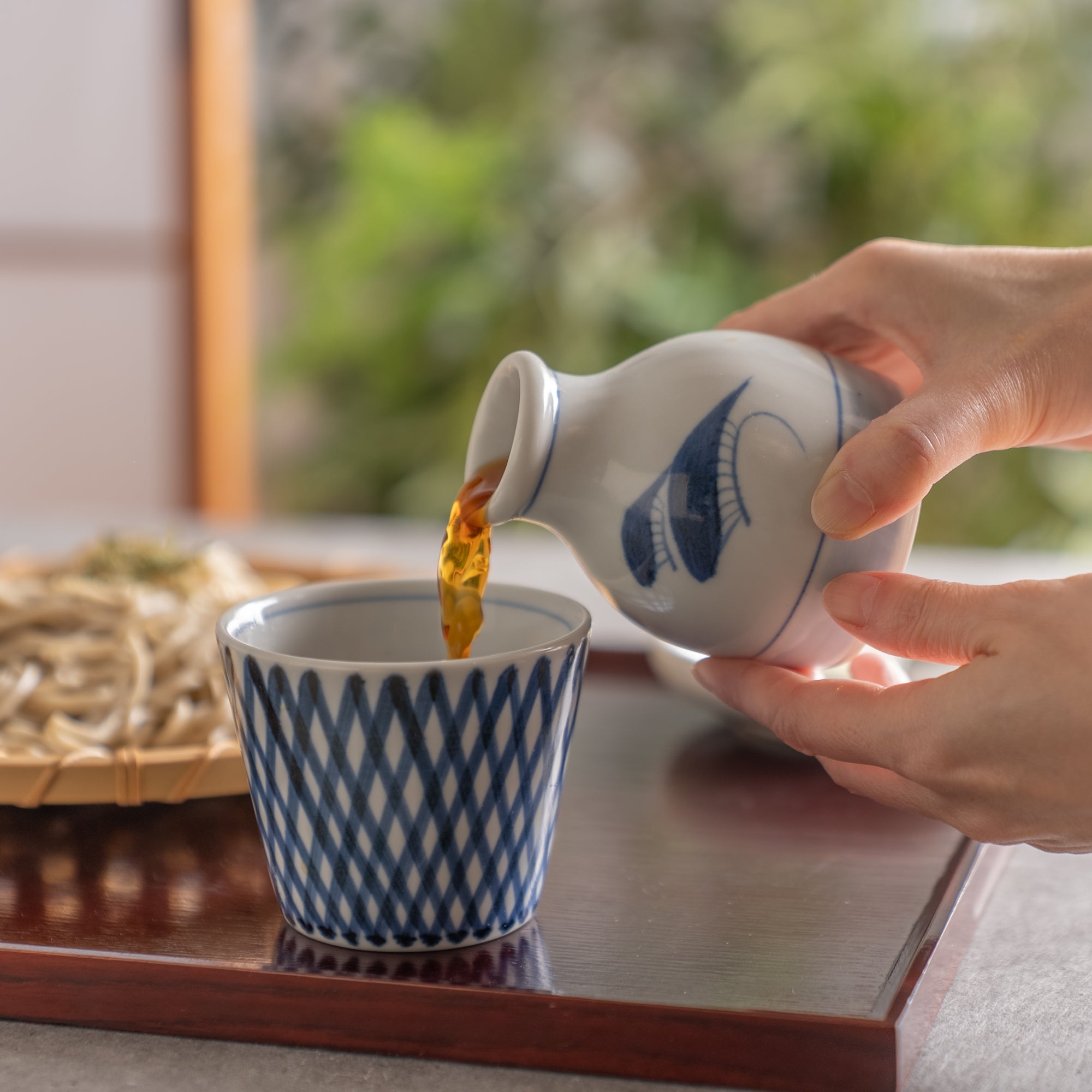 Traditional Patterned Sauce Bottle 5.1 fl oz