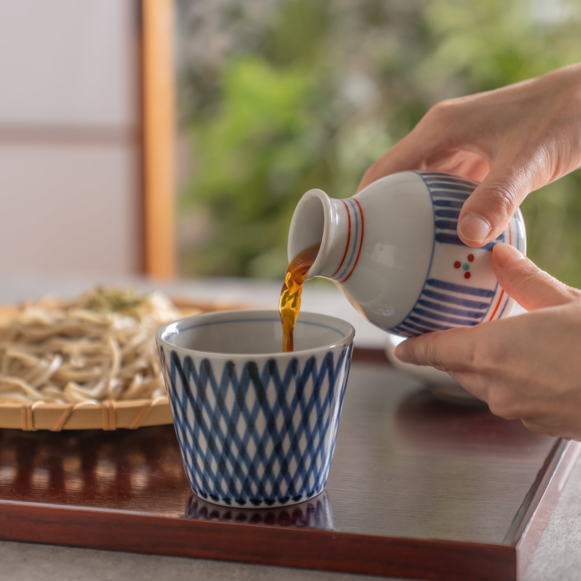 Traditional Patterned Sauce Bottle 5.1 fl oz