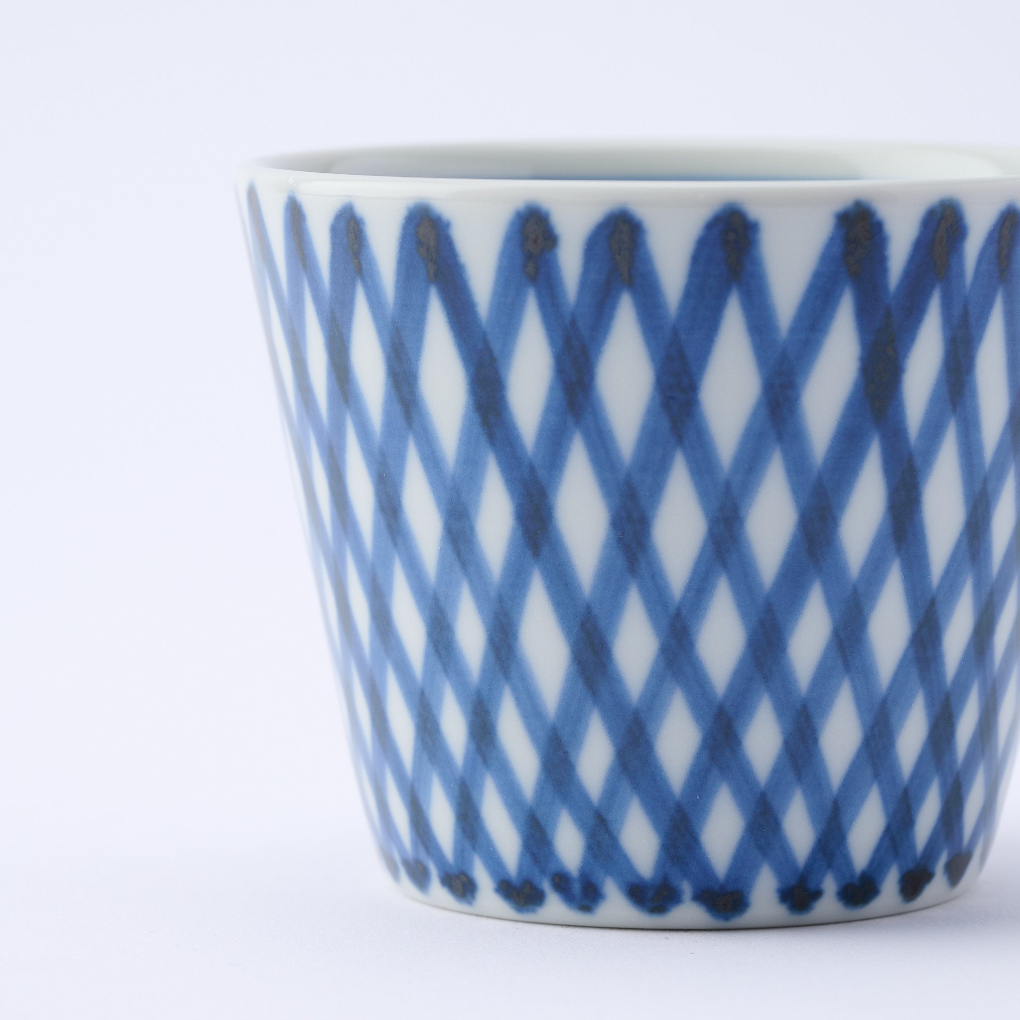 Taza de soba choko con estampado tradicional