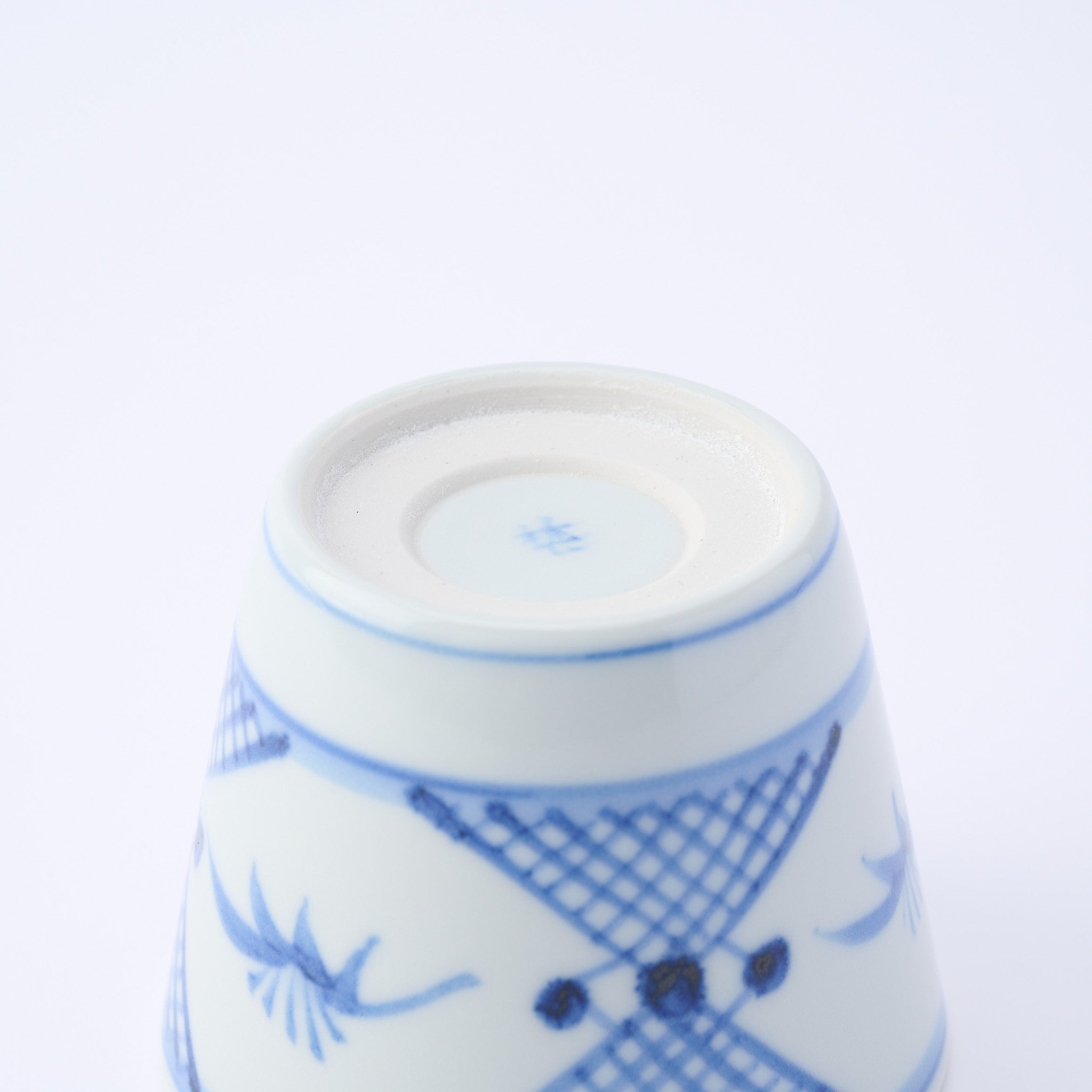 Taza de soba choko con estampado tradicional