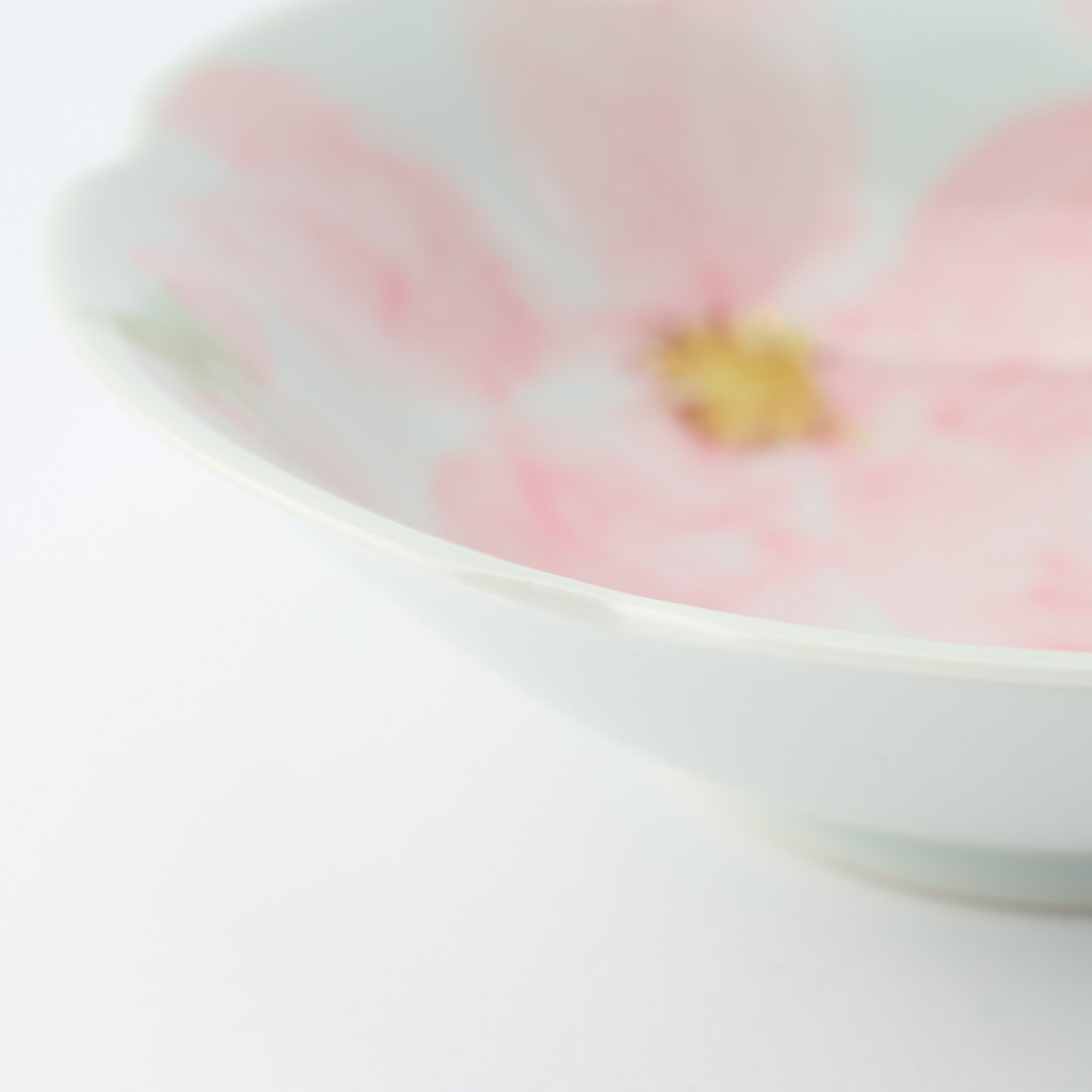 Blossoming Sakura Flower-Shaped Medium Bowl