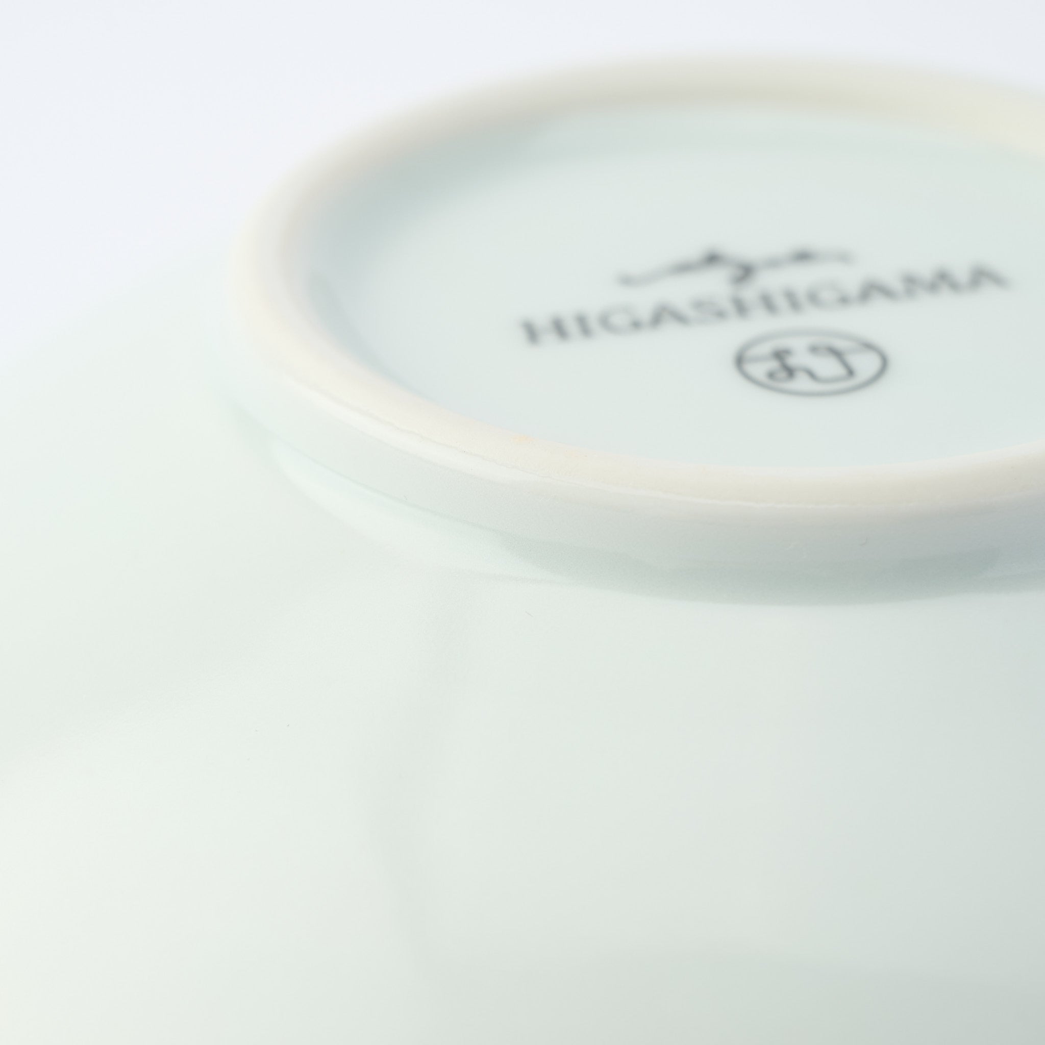 Blossoming Sakura Flower-Shaped Medium Bowl