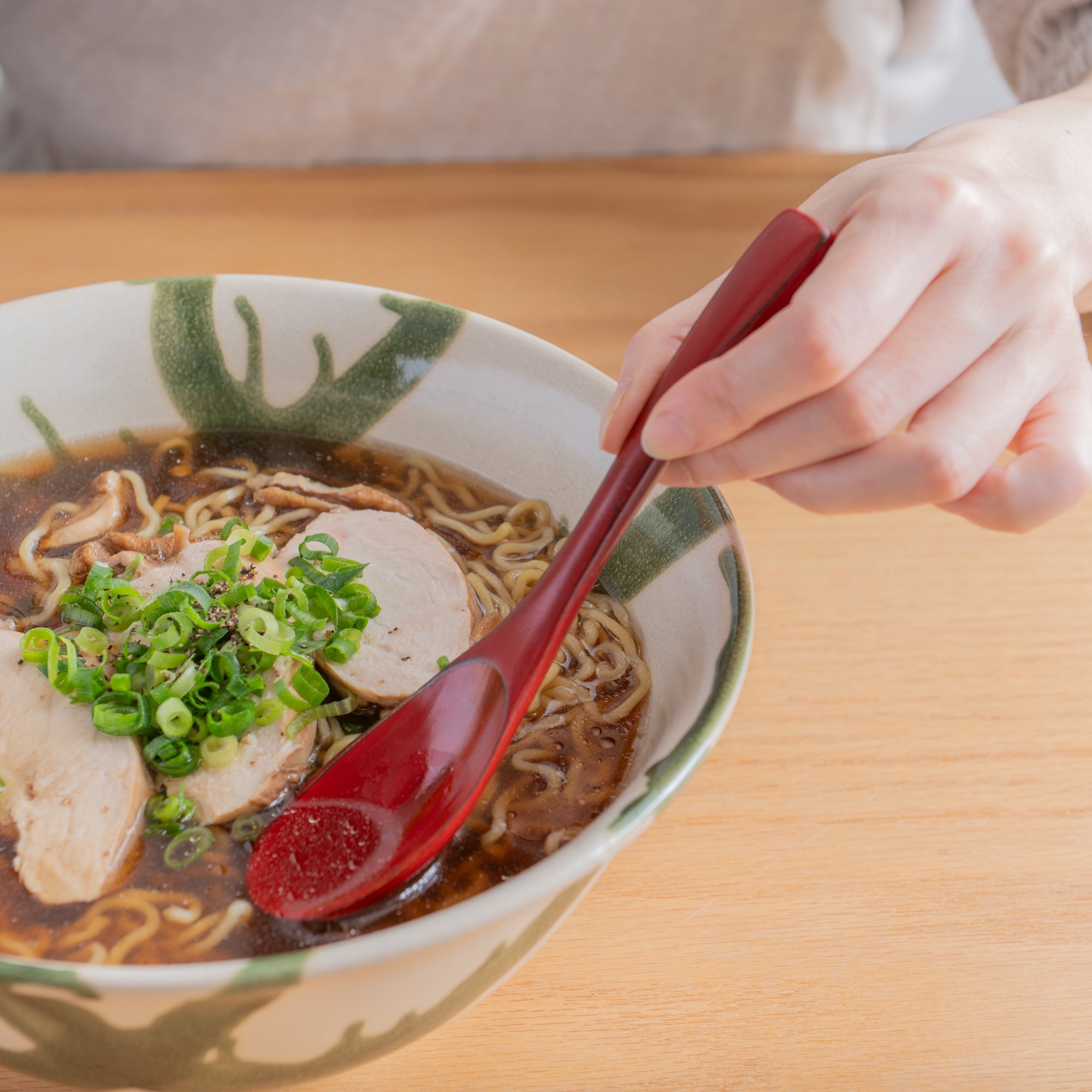 Cuchara de ramen Suri Urushi