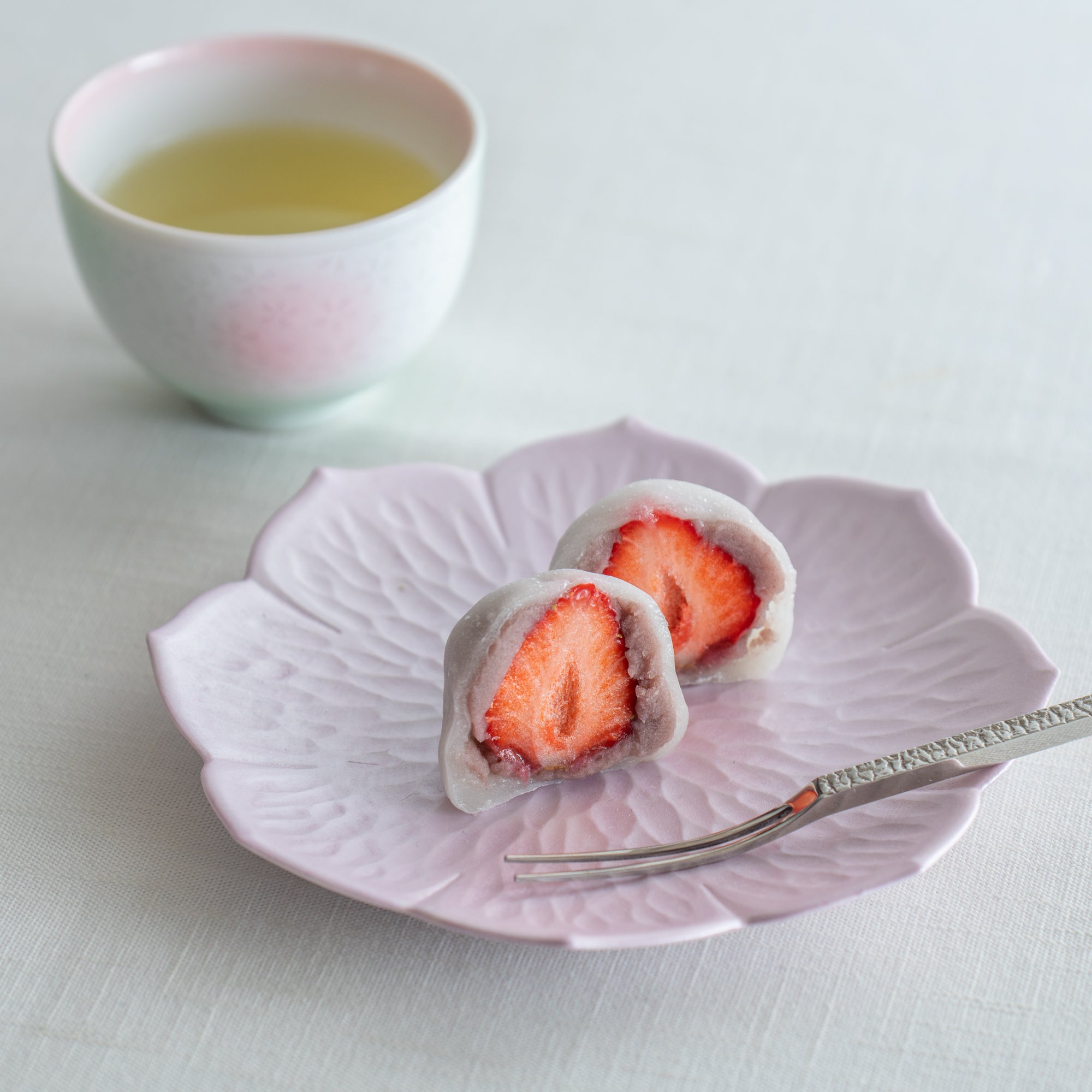 Soft Pink Balloon Flower Side Plate