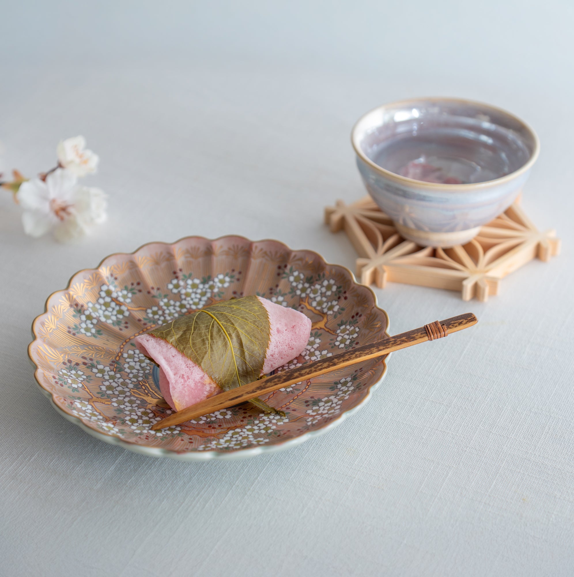 Assiette à dessert Imari Sakura ancienne 6, 2 pouces