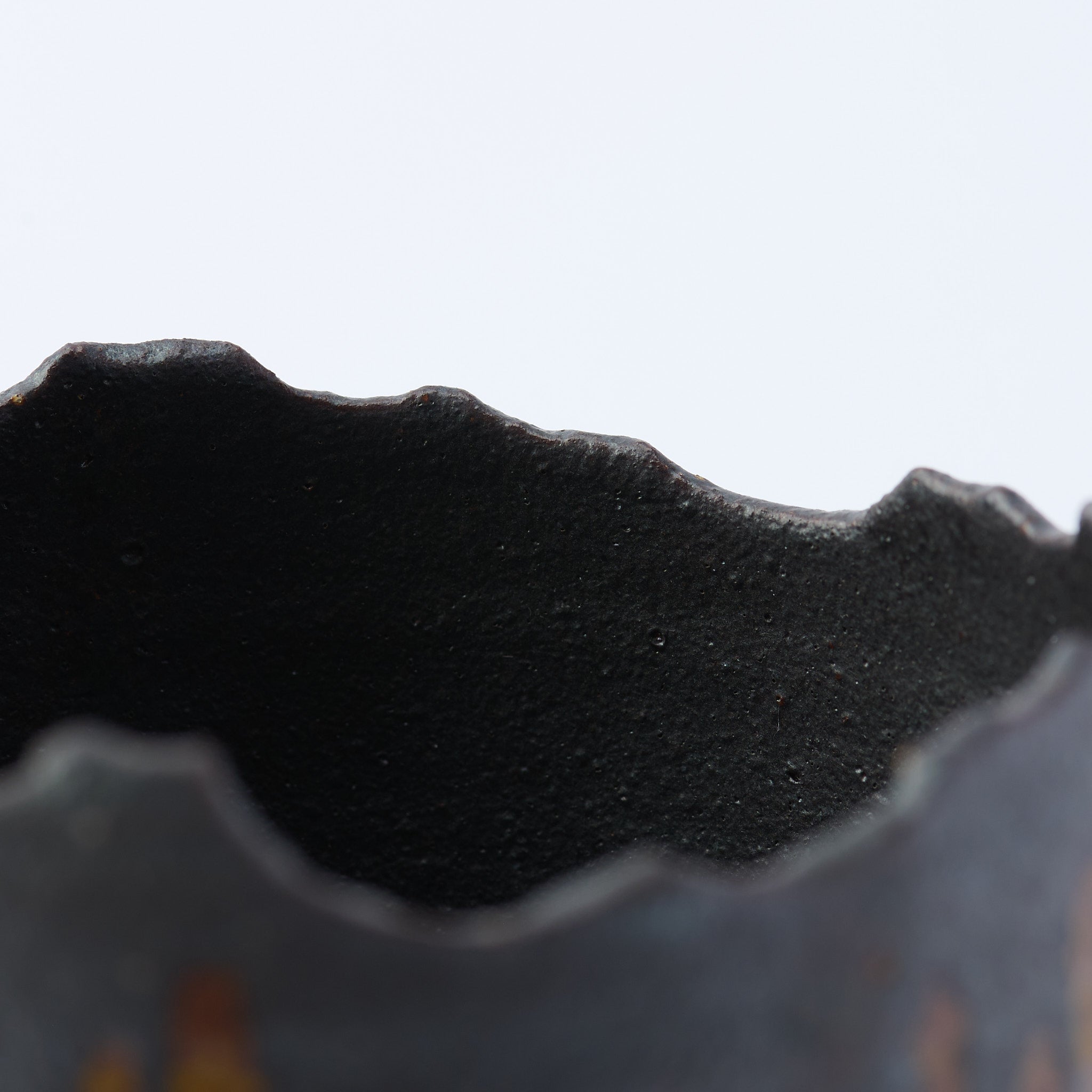 Chalaza Cracked Rim Brown Inlay on Black Plant Pot 3.7 In