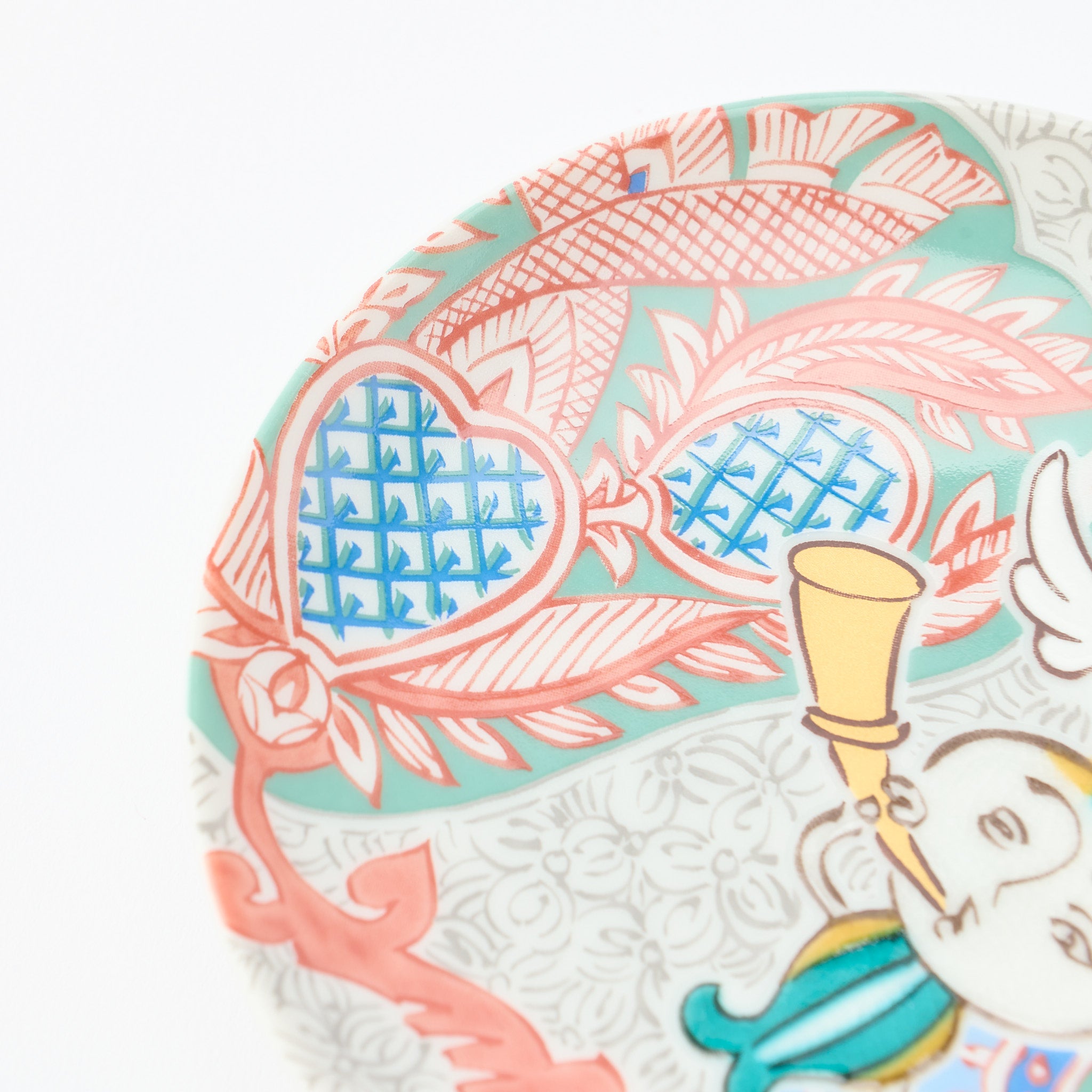 Kutani Art Auspicious Motifs Sauce Plate