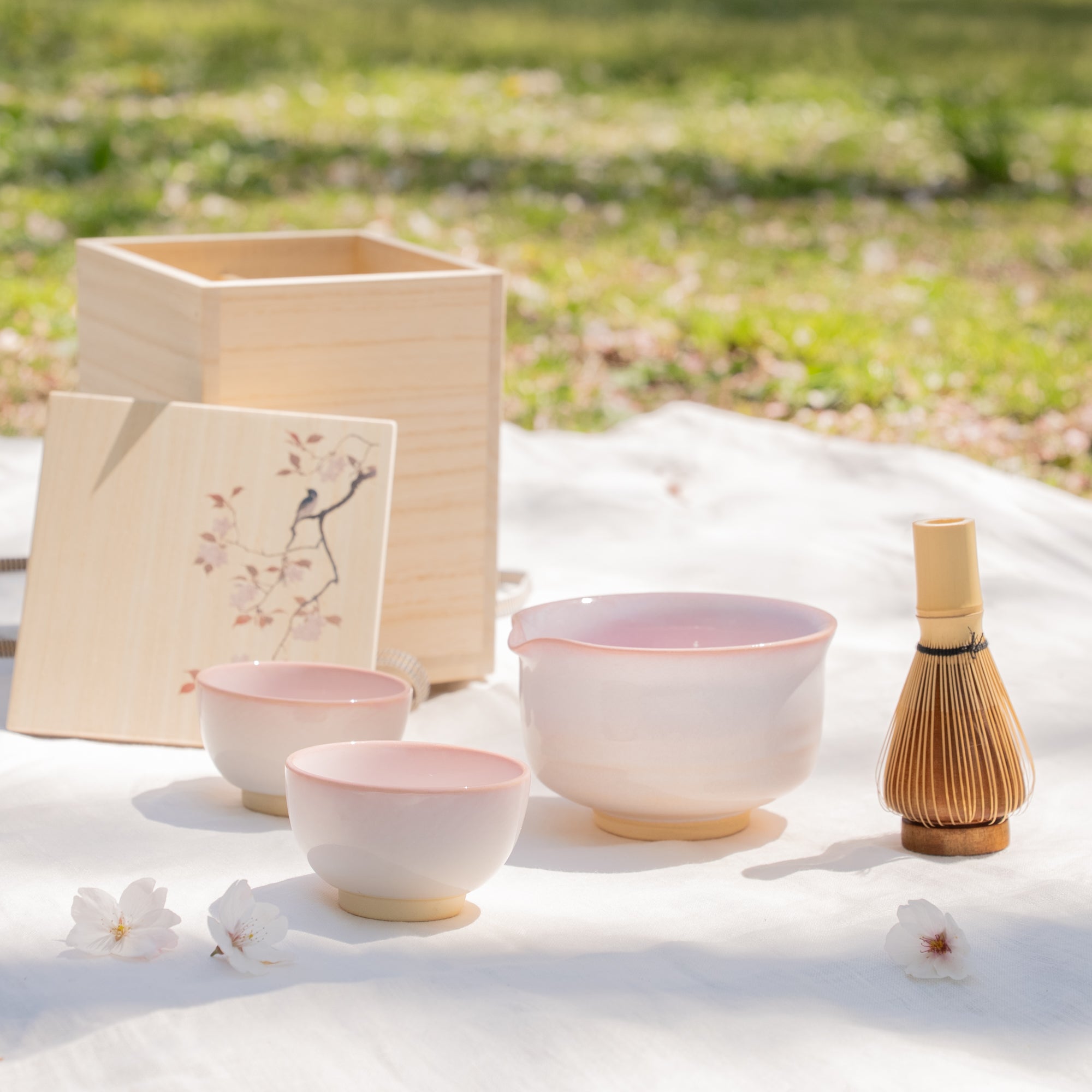 Pink Gradient Matcha Tea Set