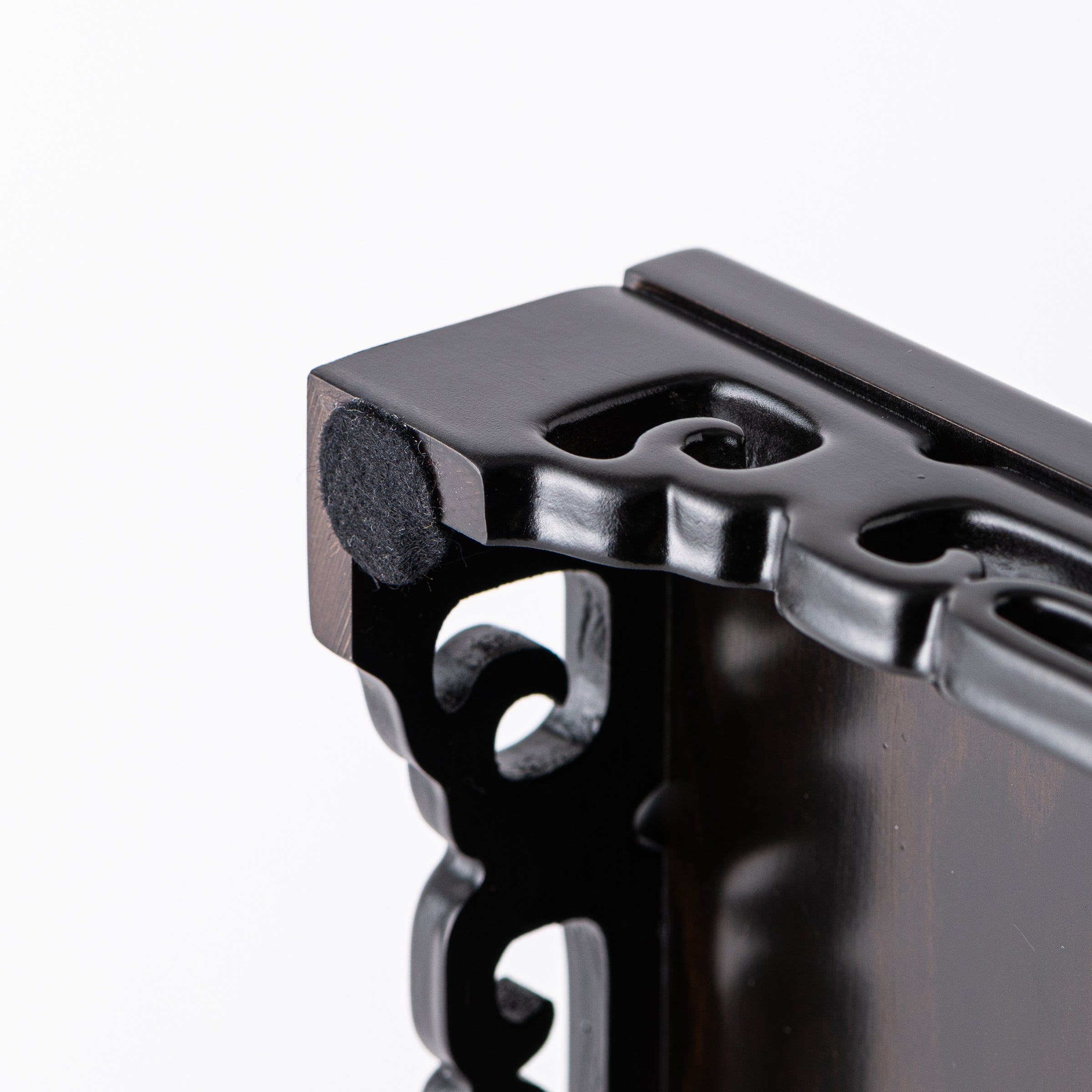 Morikin Aochibu und Shirochibu Hosoge Muster Kabuto Samurai Helm Ornament