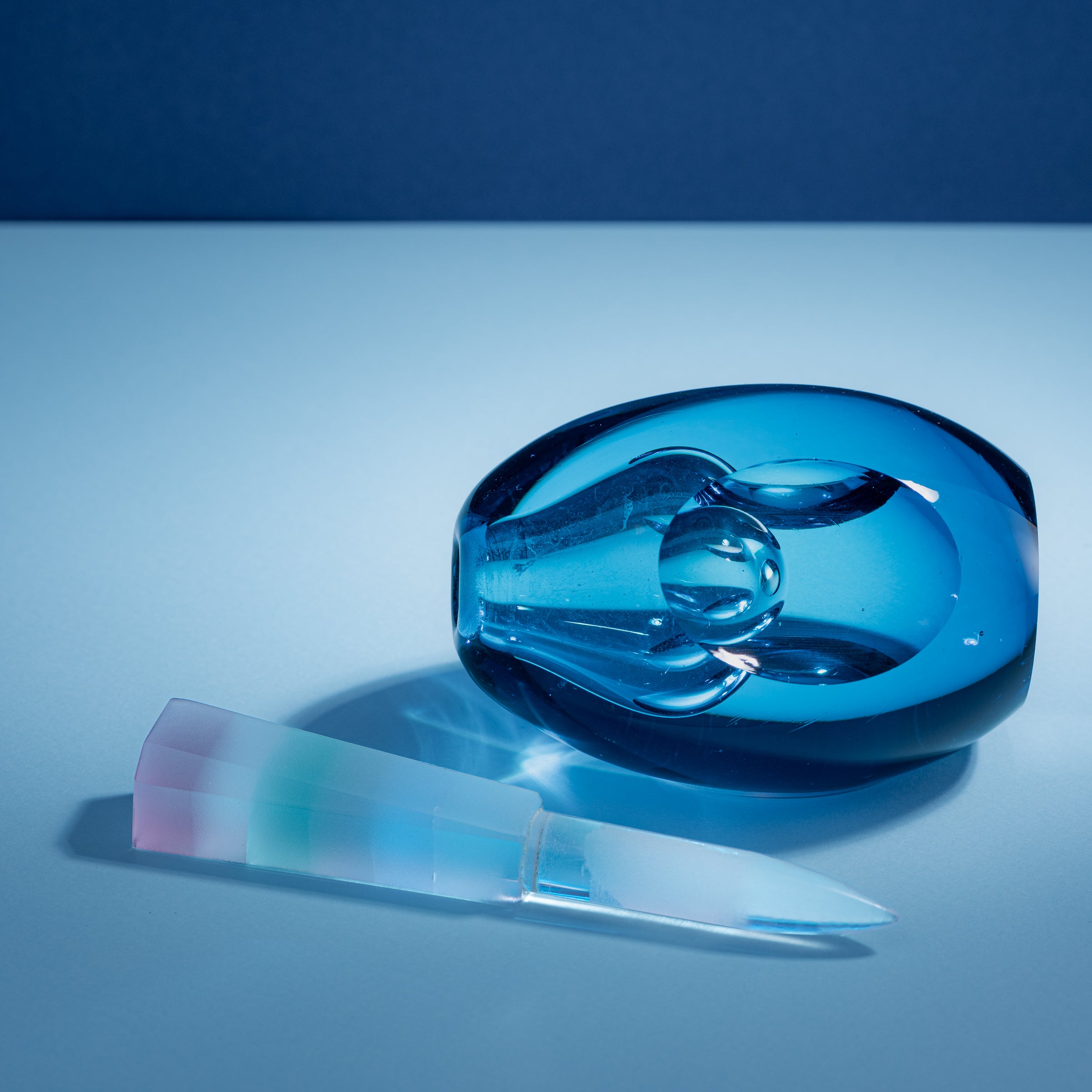 Erinnerungen an die Farben des Ozeans Blau Parfümflasche
