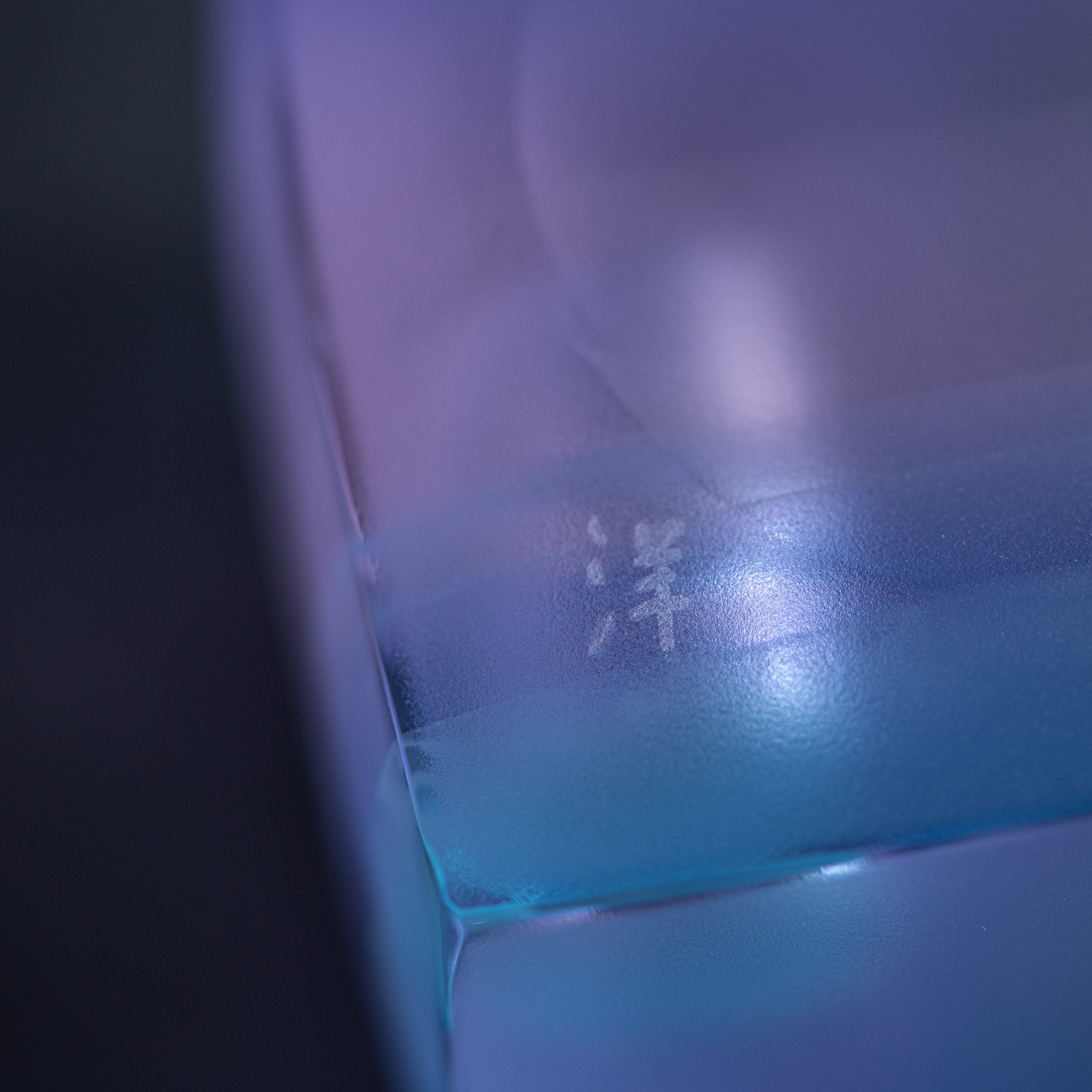 Erinnerungen an Farben Violett Kleine Einzelblumenvase „Twilight“