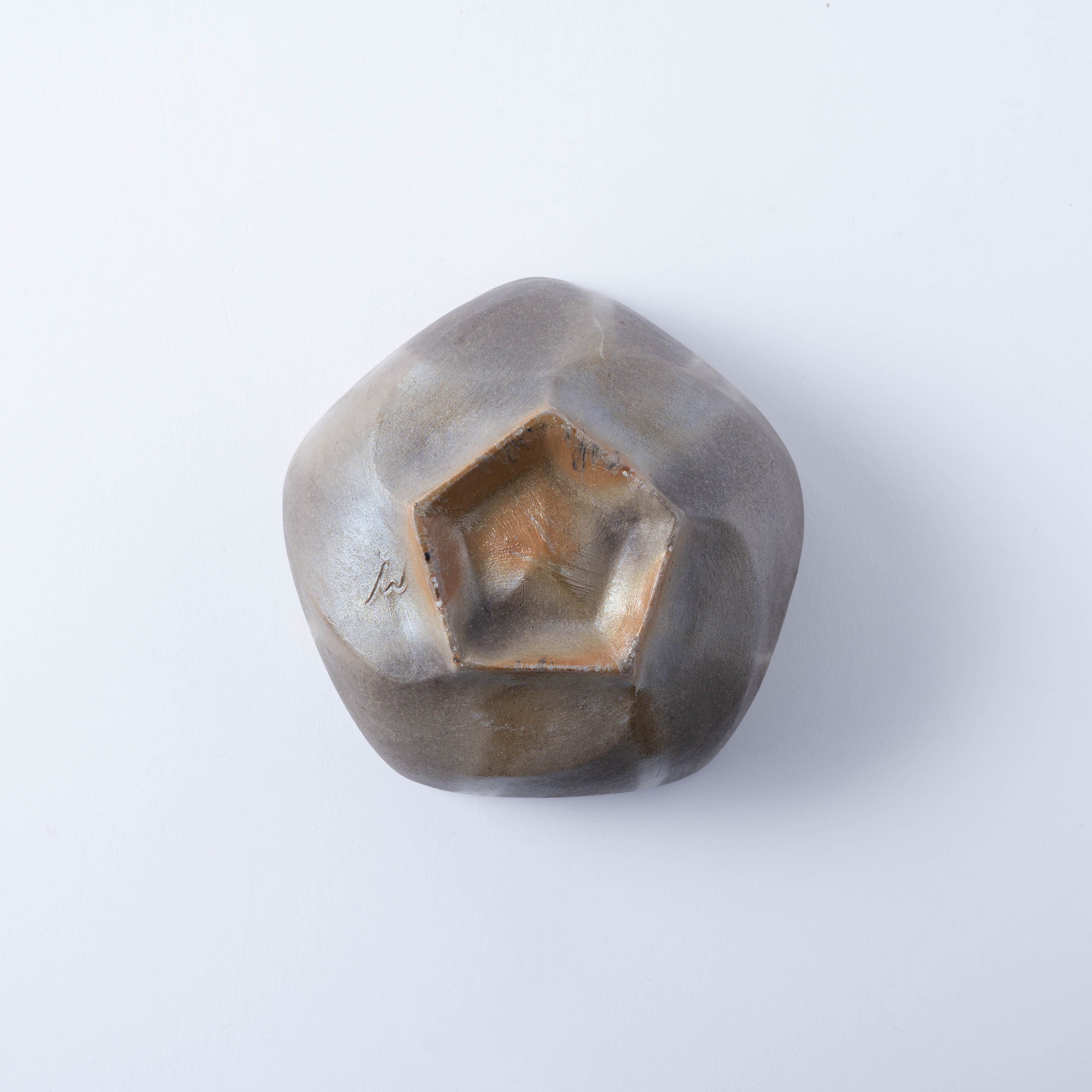 Ao-Bizen Five-Sided Matcha Bowl