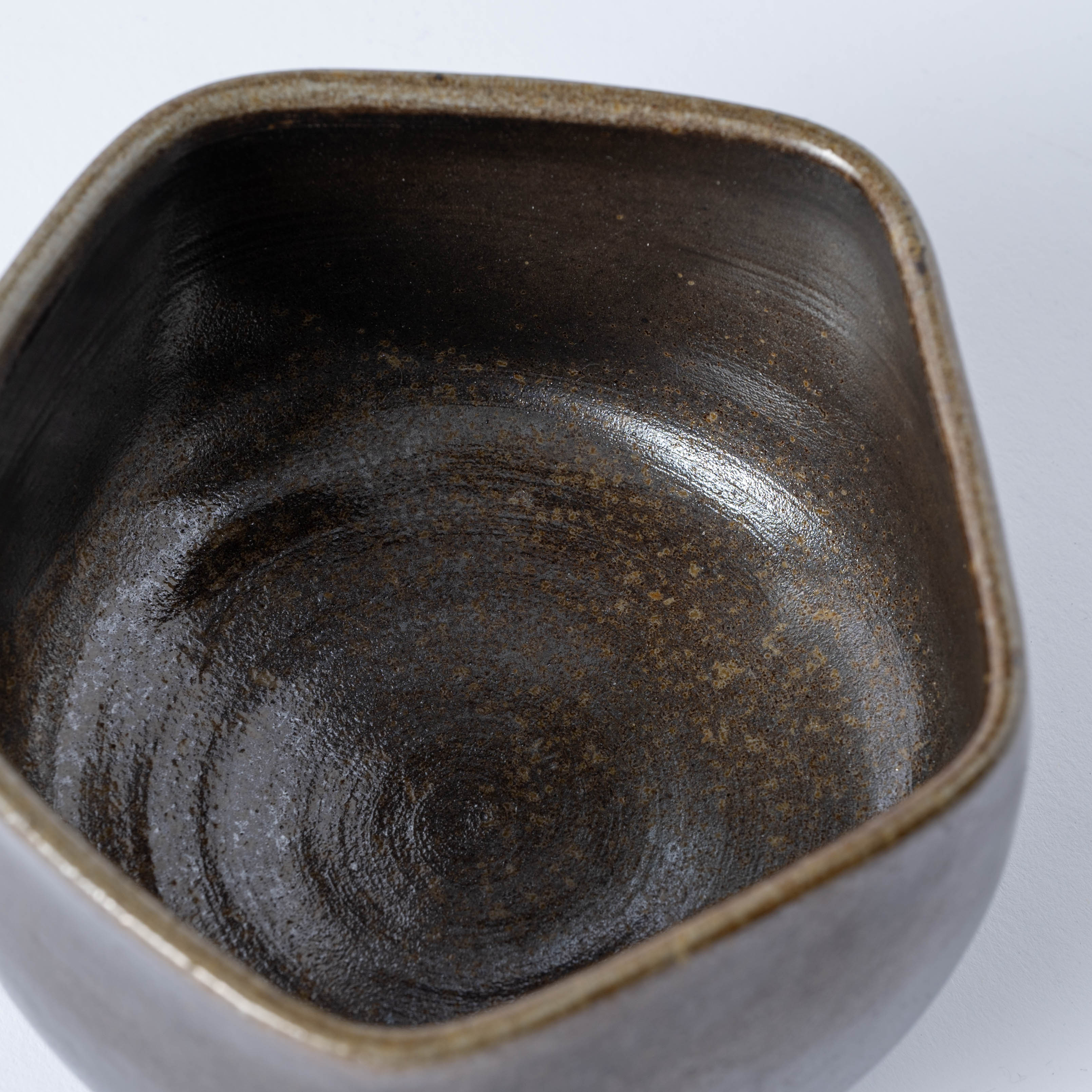 Hikidashi-Guro Five-Sided Matcha Bowl