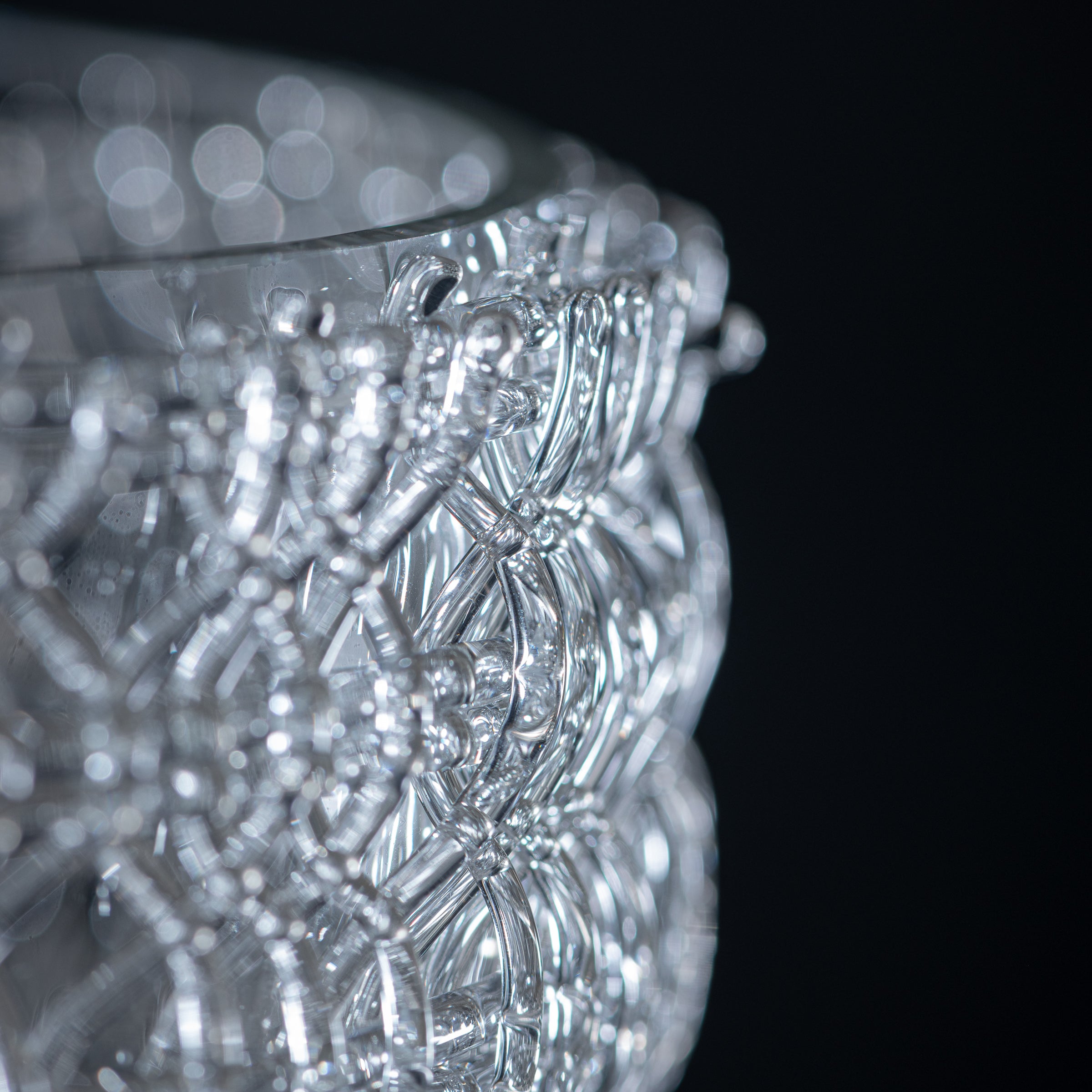 Sumu Woven Water Container