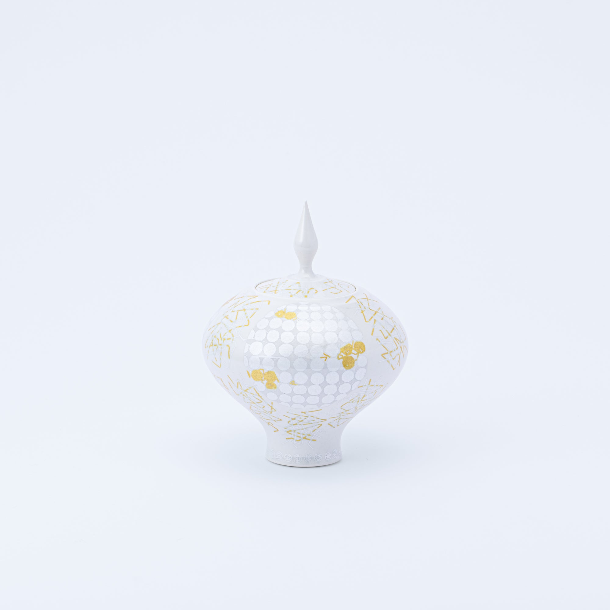 Yuri-Ginsai White Silver Circular Pattern Lidded Vase