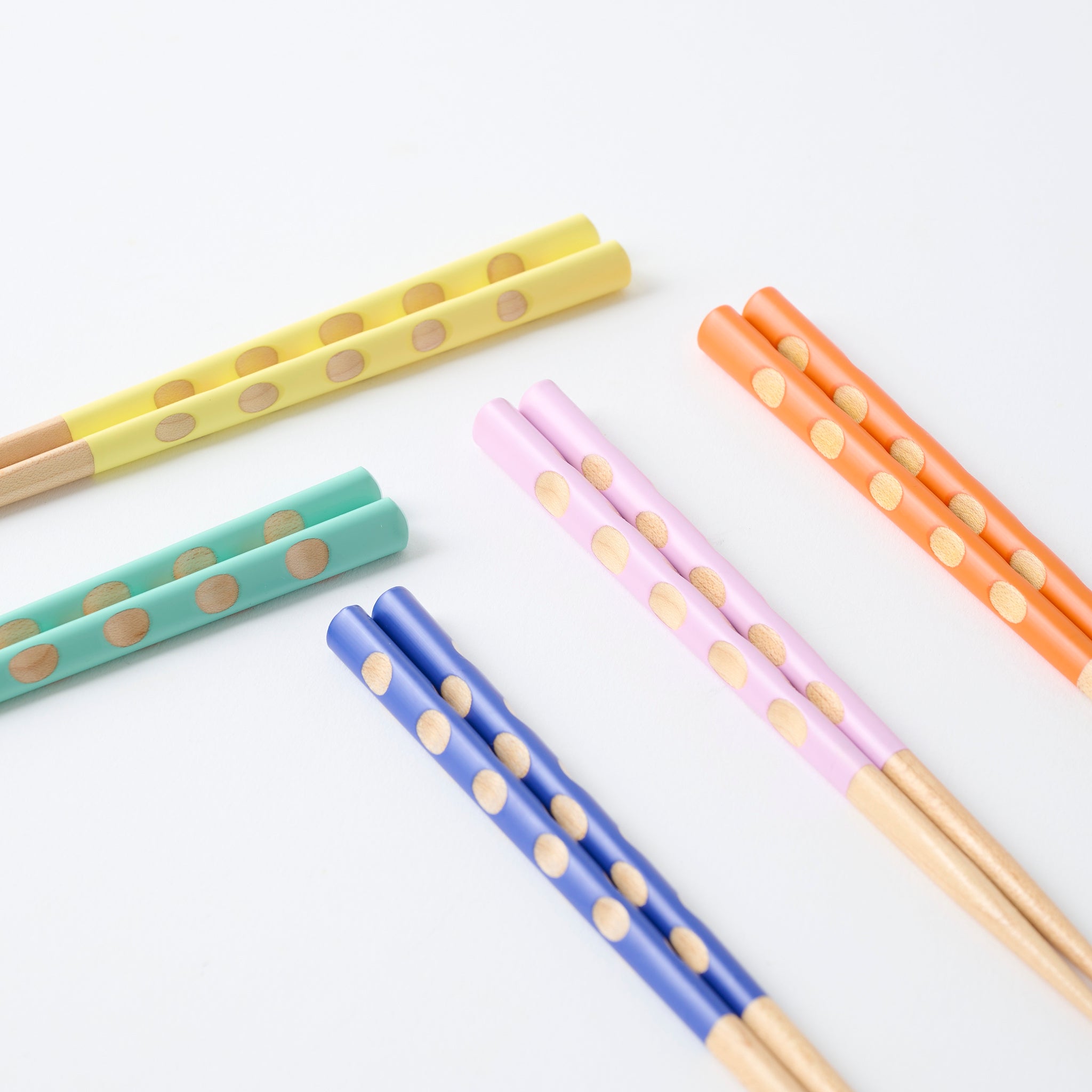 Bunte dreieckige Kinderstäbchen