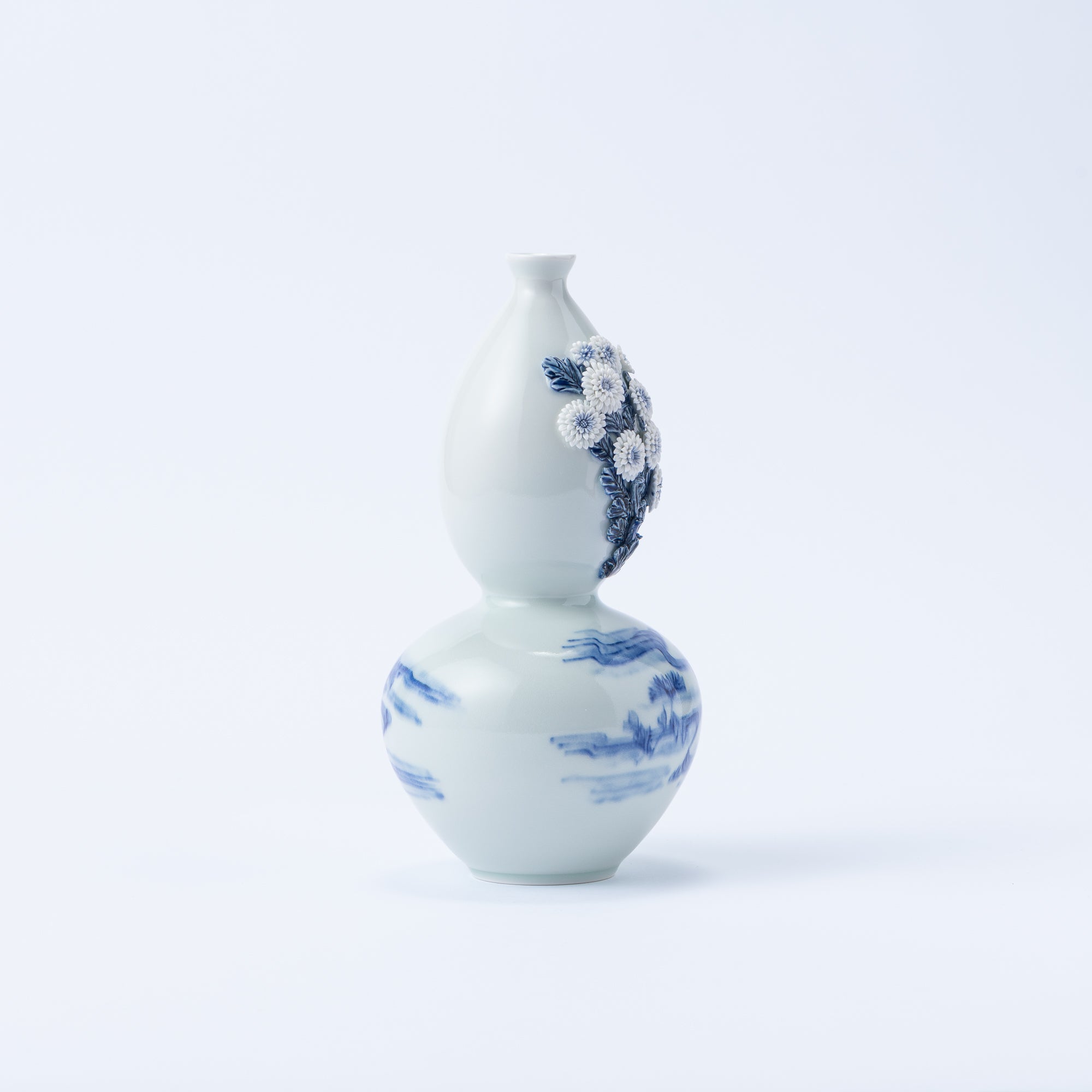 Vase à fleurs Hirado motif chrysanthème et eau courante