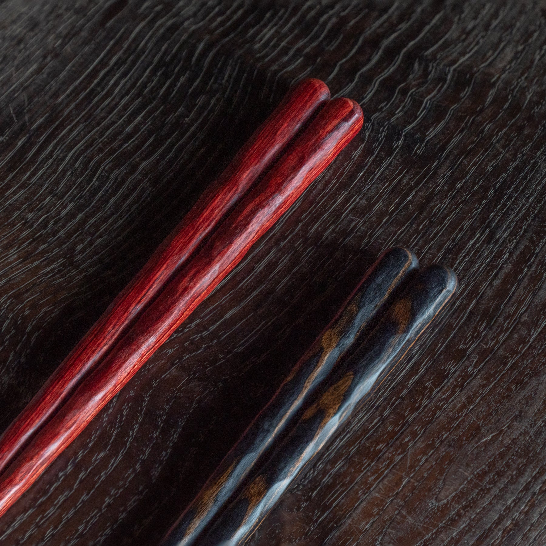 Palillos Gruesos de Veta de Madera con Agarre Ondulado