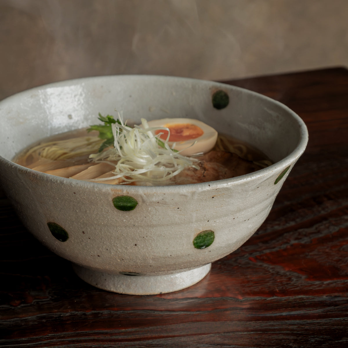 Bol à ramen motif pois verts 7,7 pouces