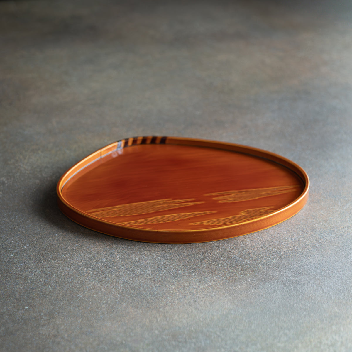 Golden Amber Clam-Shaped Tray