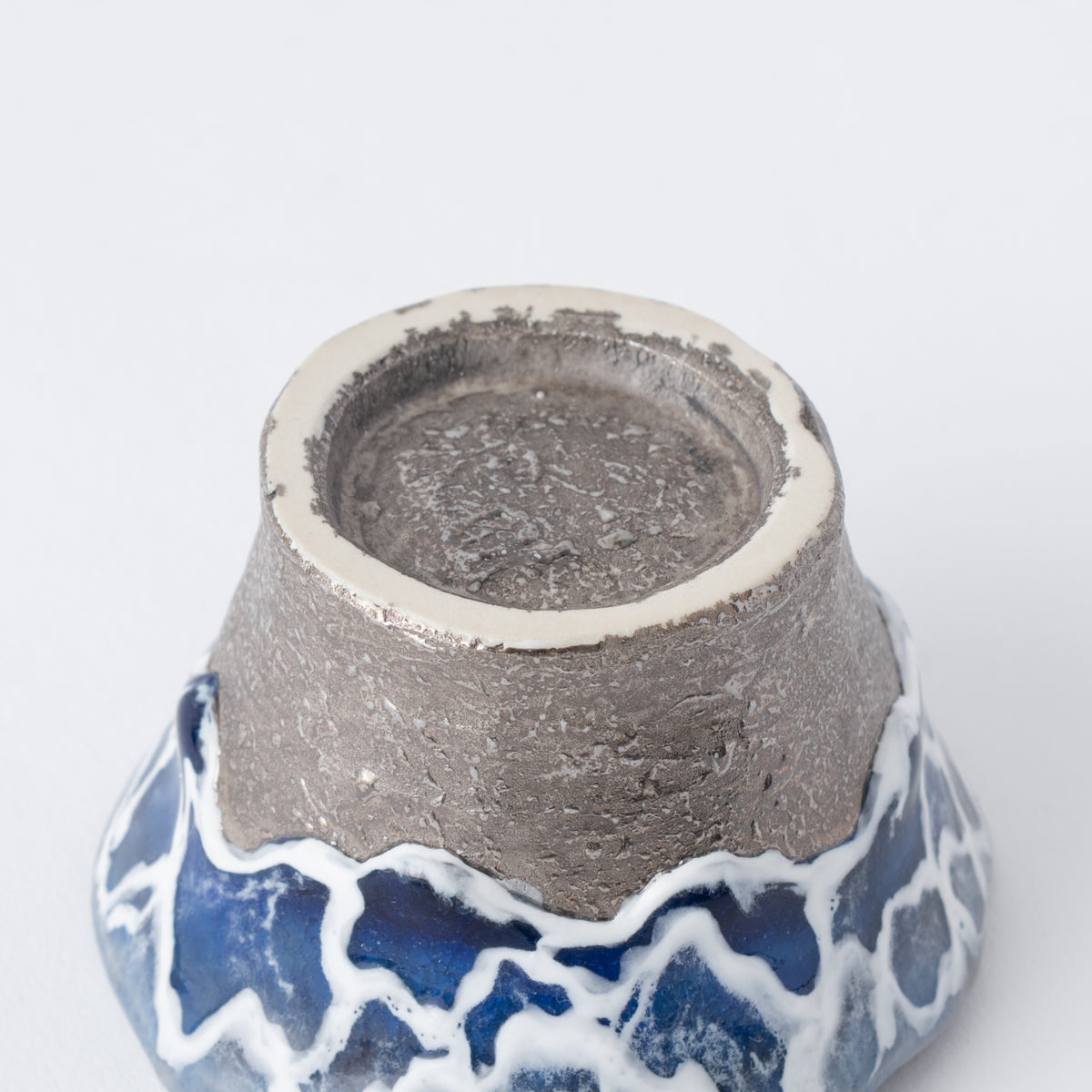 Sazameku Cascade Blue and Platinum Luster