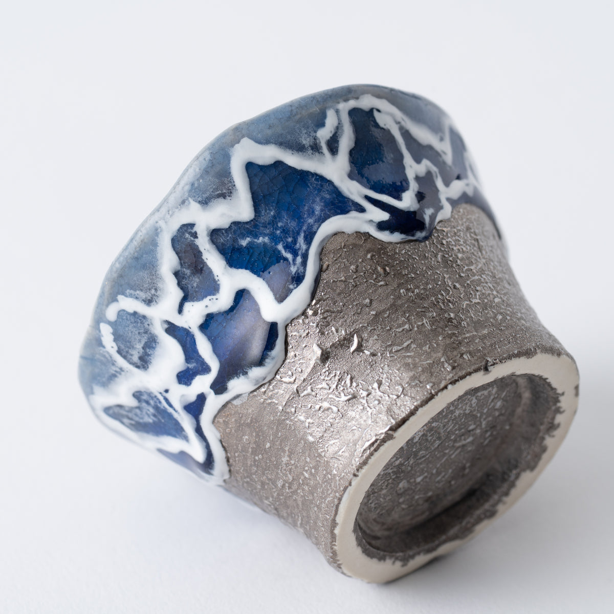 Sazameku Cascade Blue and Platinum Luster