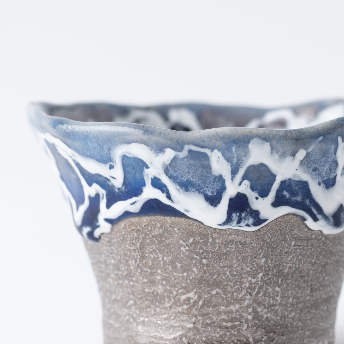 Sazameku Cascade Blue and Platinum Luster