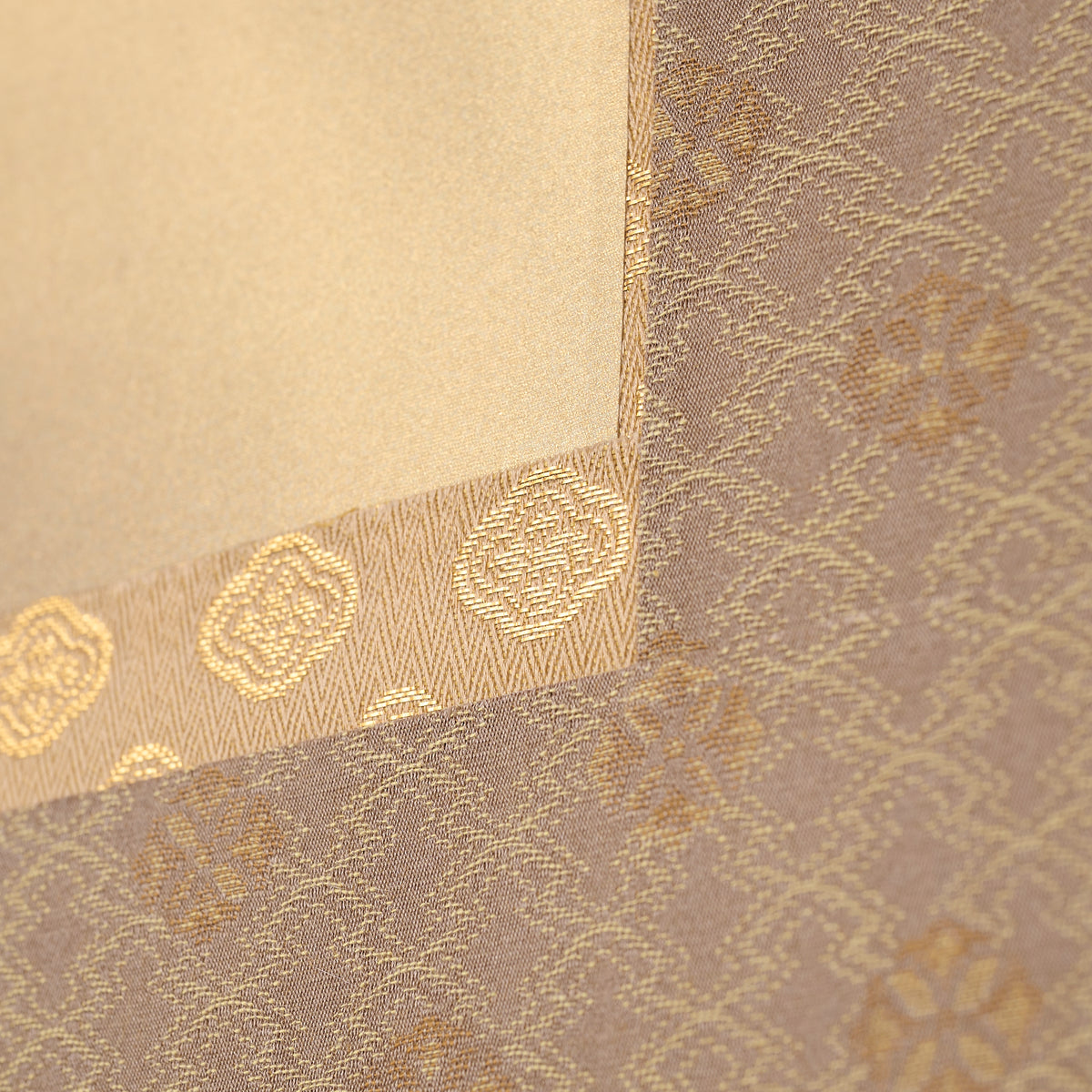 Golden Dragon Kakejiku Hanging Scroll