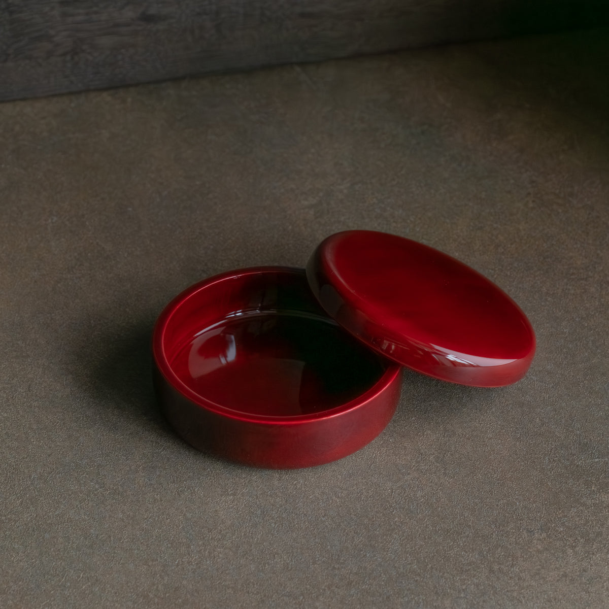 Red Amber Round Candy Box
